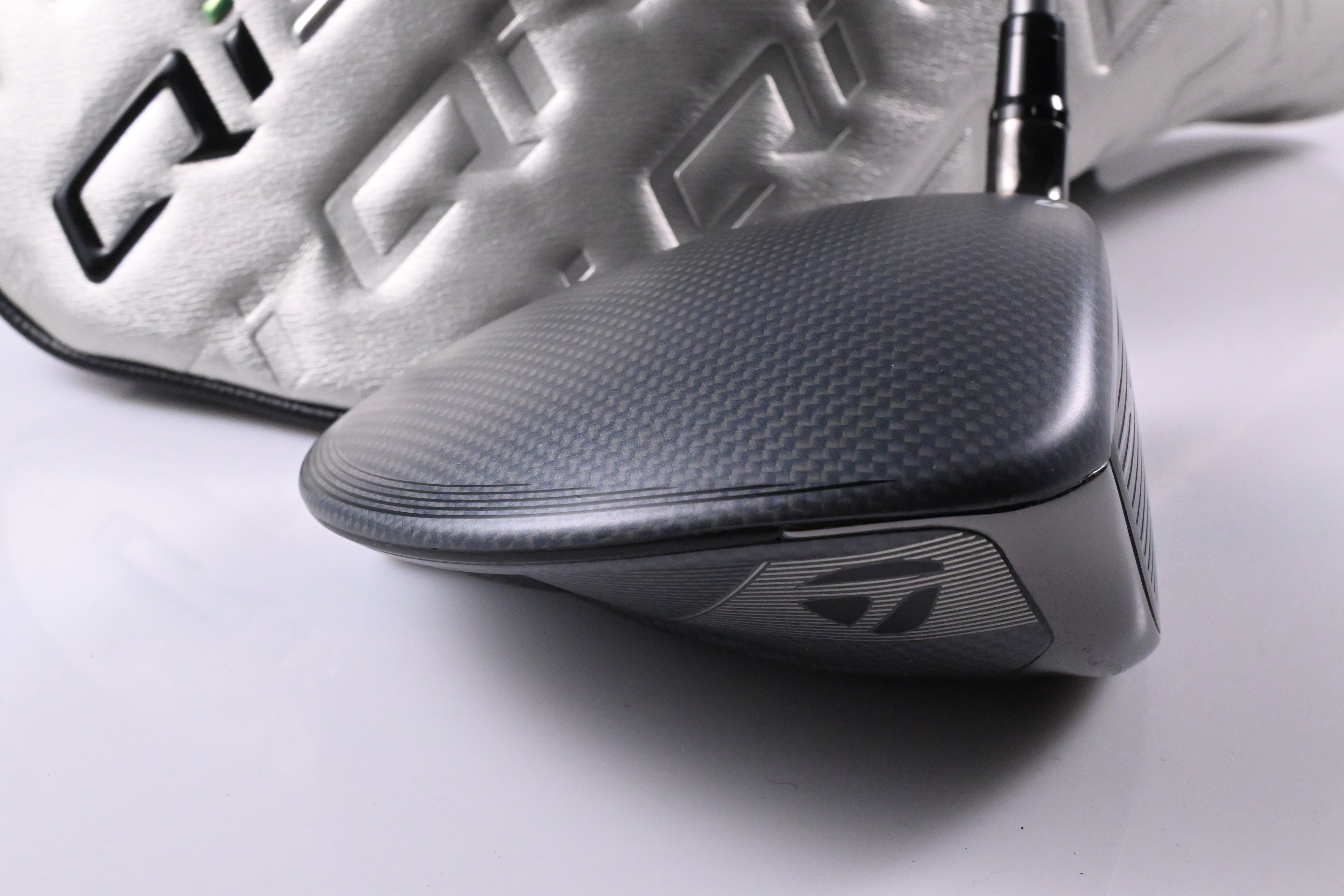 Taylormade Qi35 Max Driver / 12 Degree / Regular Flex Fujikura Air Speeder 50