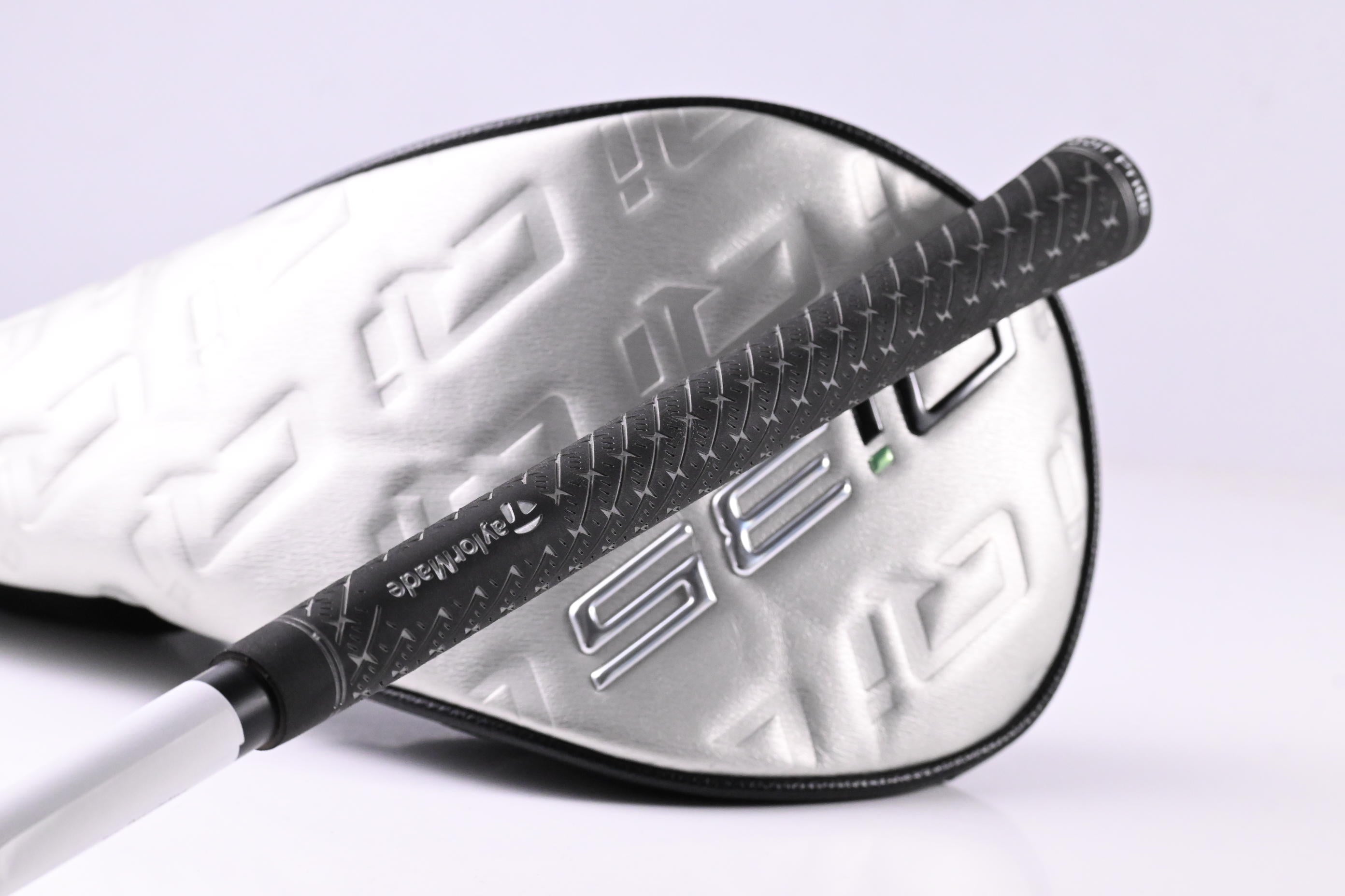 Taylormade Qi35 Driver / 12 Degree / Regular Flex Fujikura Air Speeder 50 Shaft
