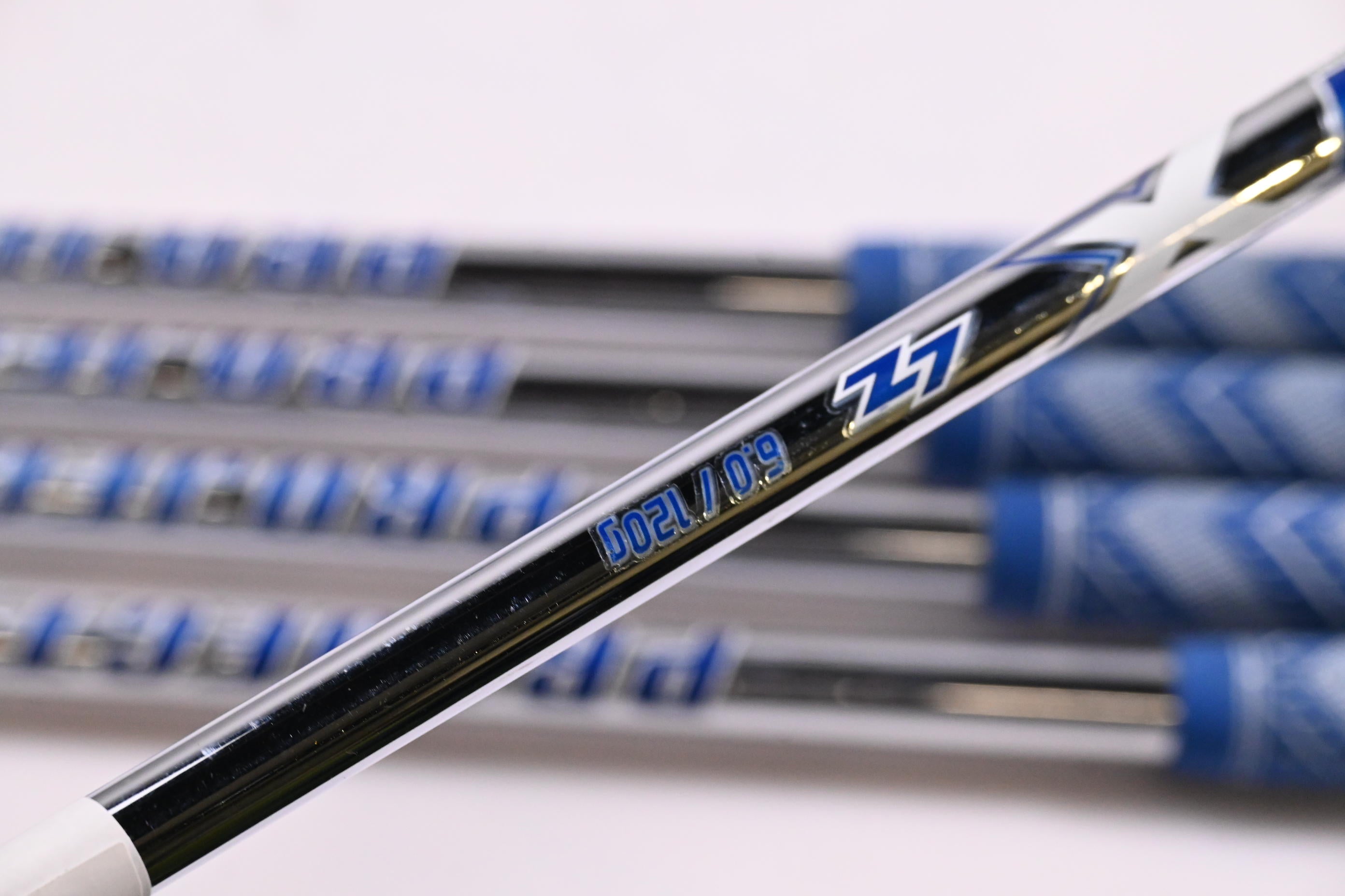 Mizuno MP-18 MMC/SC Irons / 5-9i / Stiff Flex Project X LZ 120 Shafts