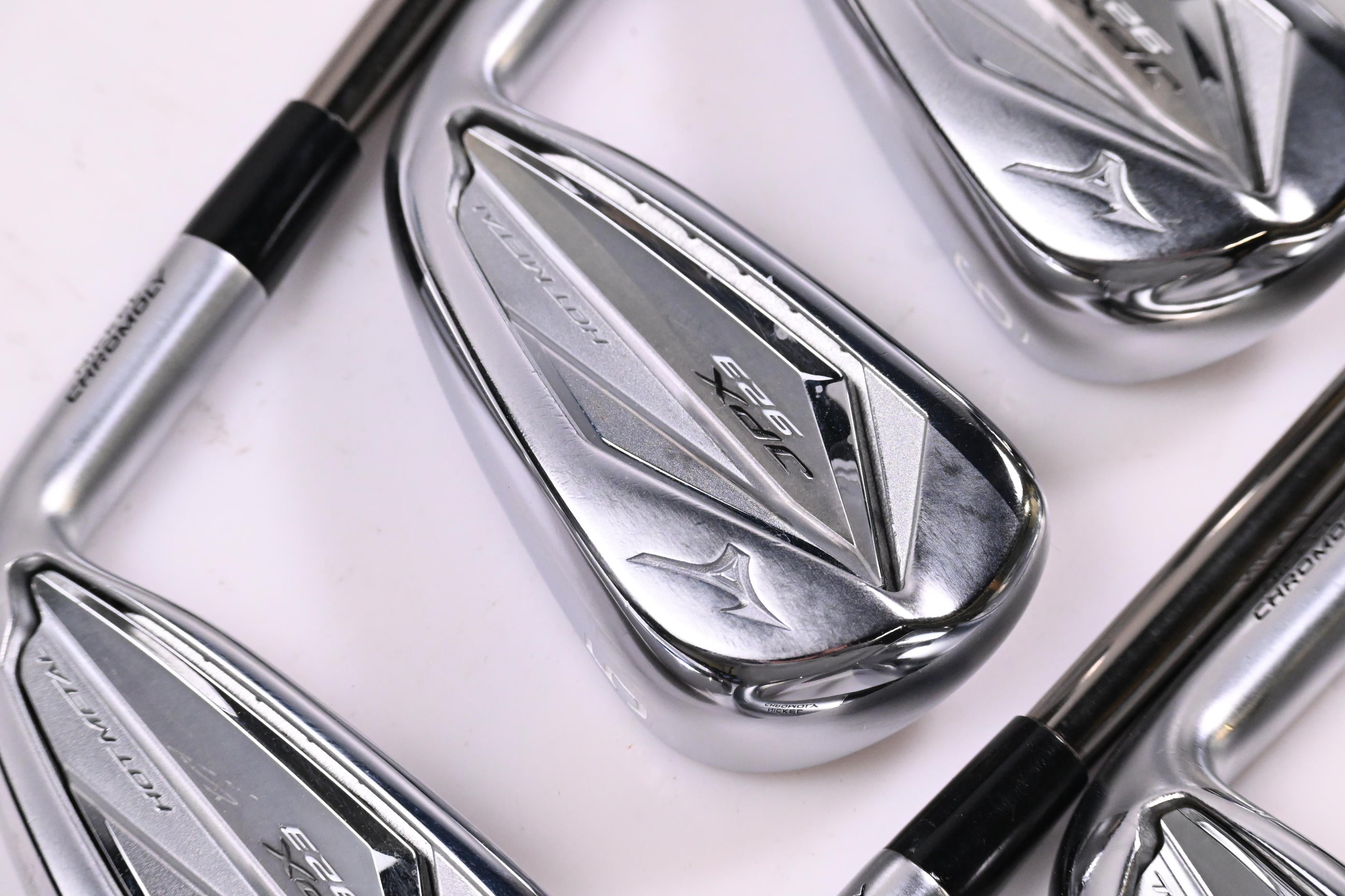 Mizuno JPX 923 Hot Metal Irons / 4-PW+GW / Senior Flex UST Recoil ESX 460 Shafts