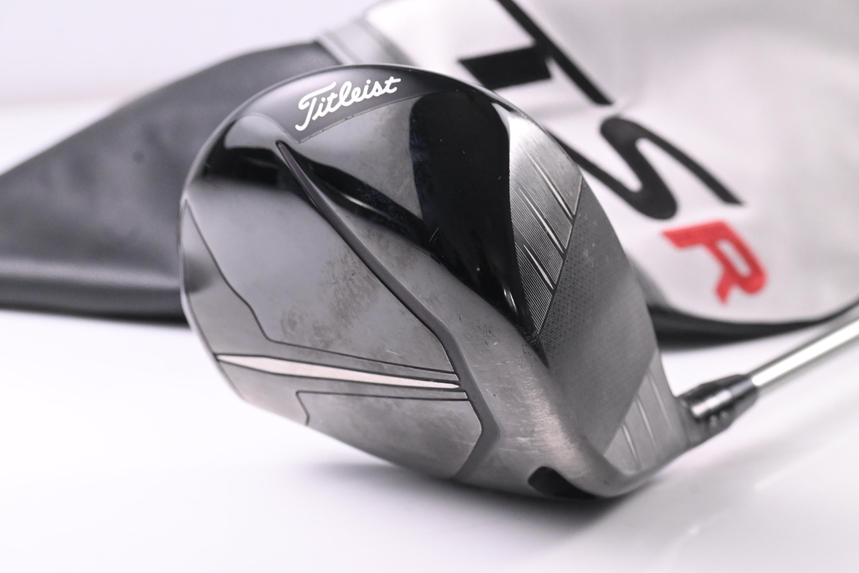 Titleist TSR2 Driver / 10 Degree / Regular Flex Helium 46 Shaft