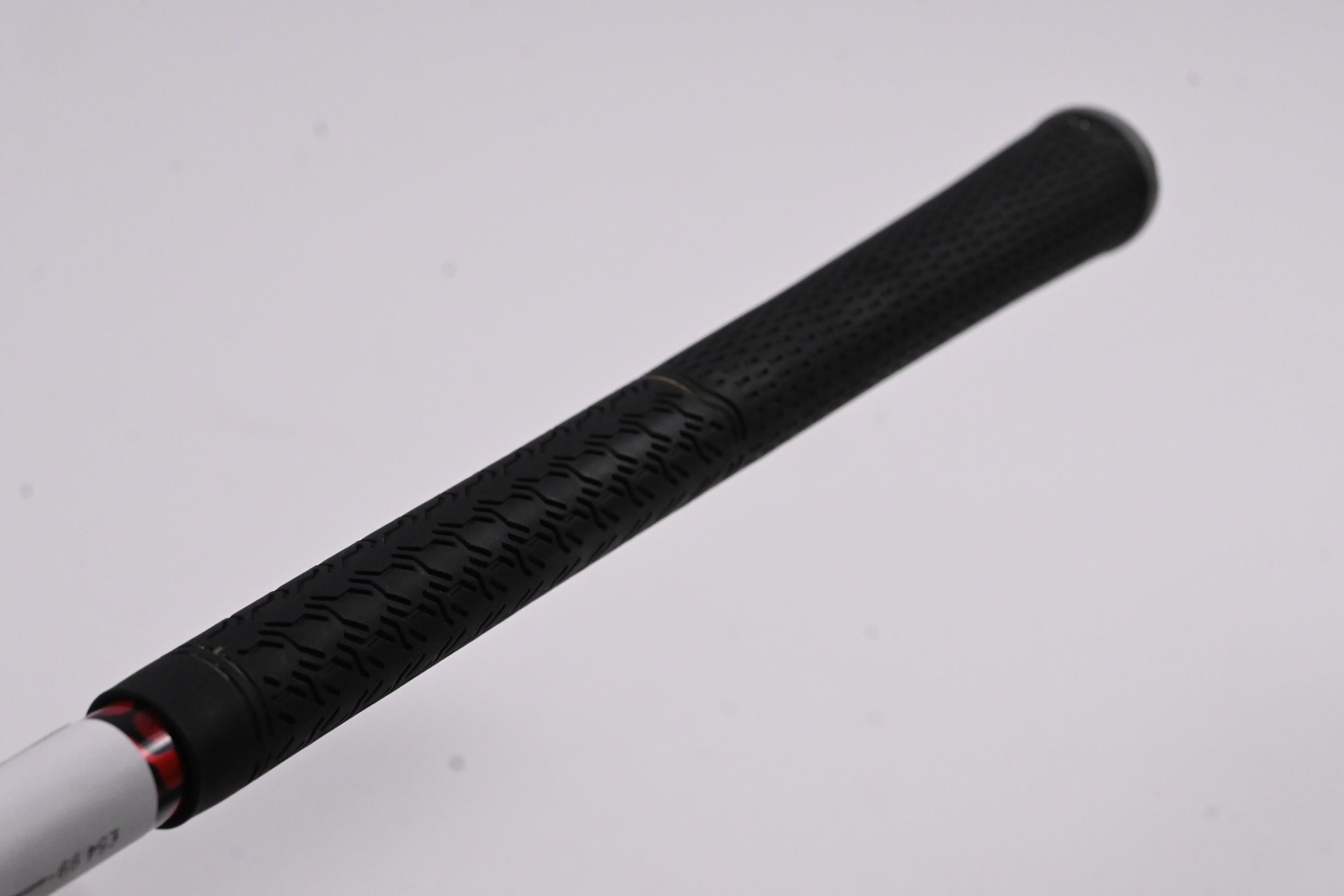 Fujikura Atmos Red 5 Driver Shaft / Stiff Flex / Taylormade 2nd Gen