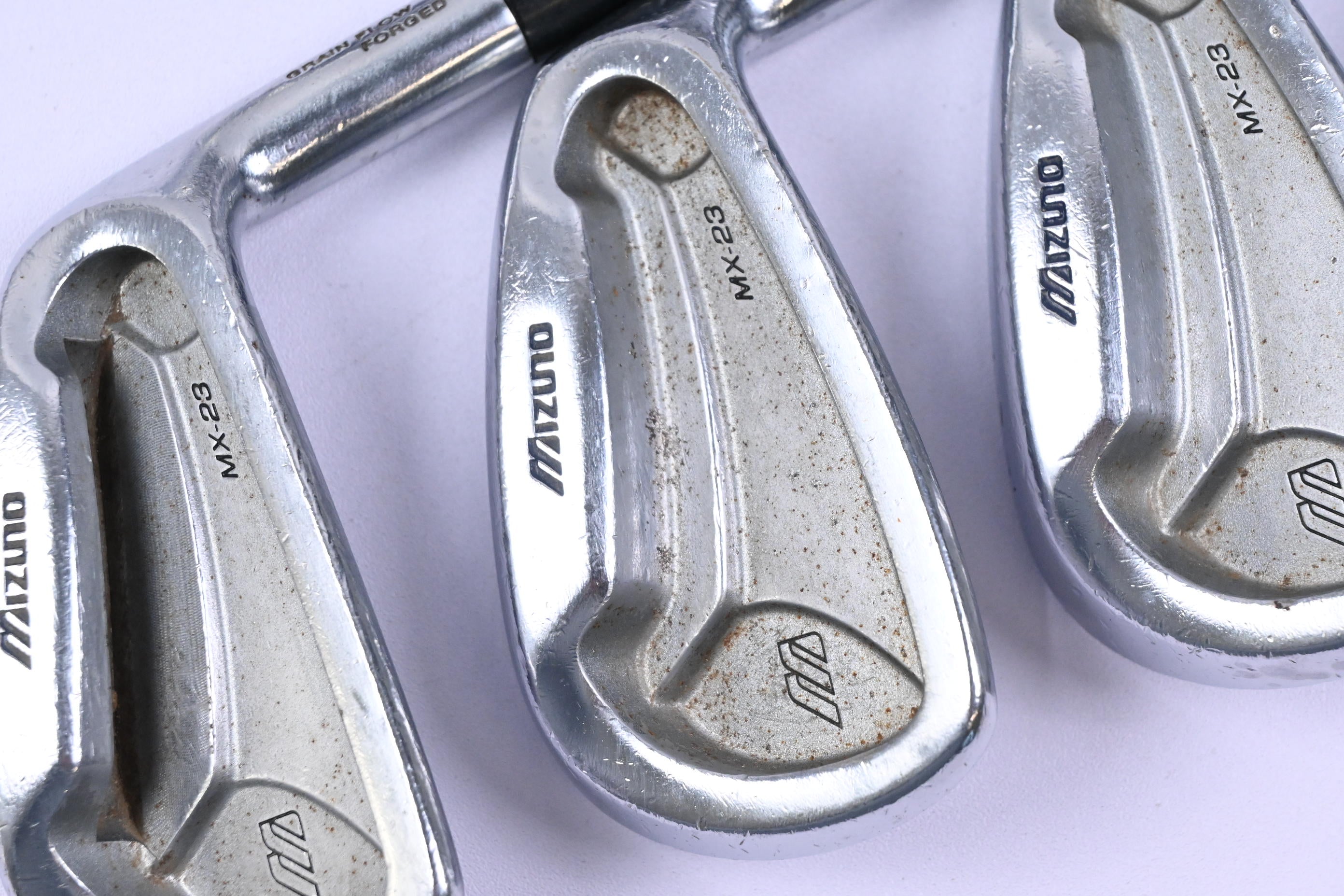 Mizuno MX-23 Irons / 4-PW / Regular Flex Dynamic Gold Lite R300 Shafts