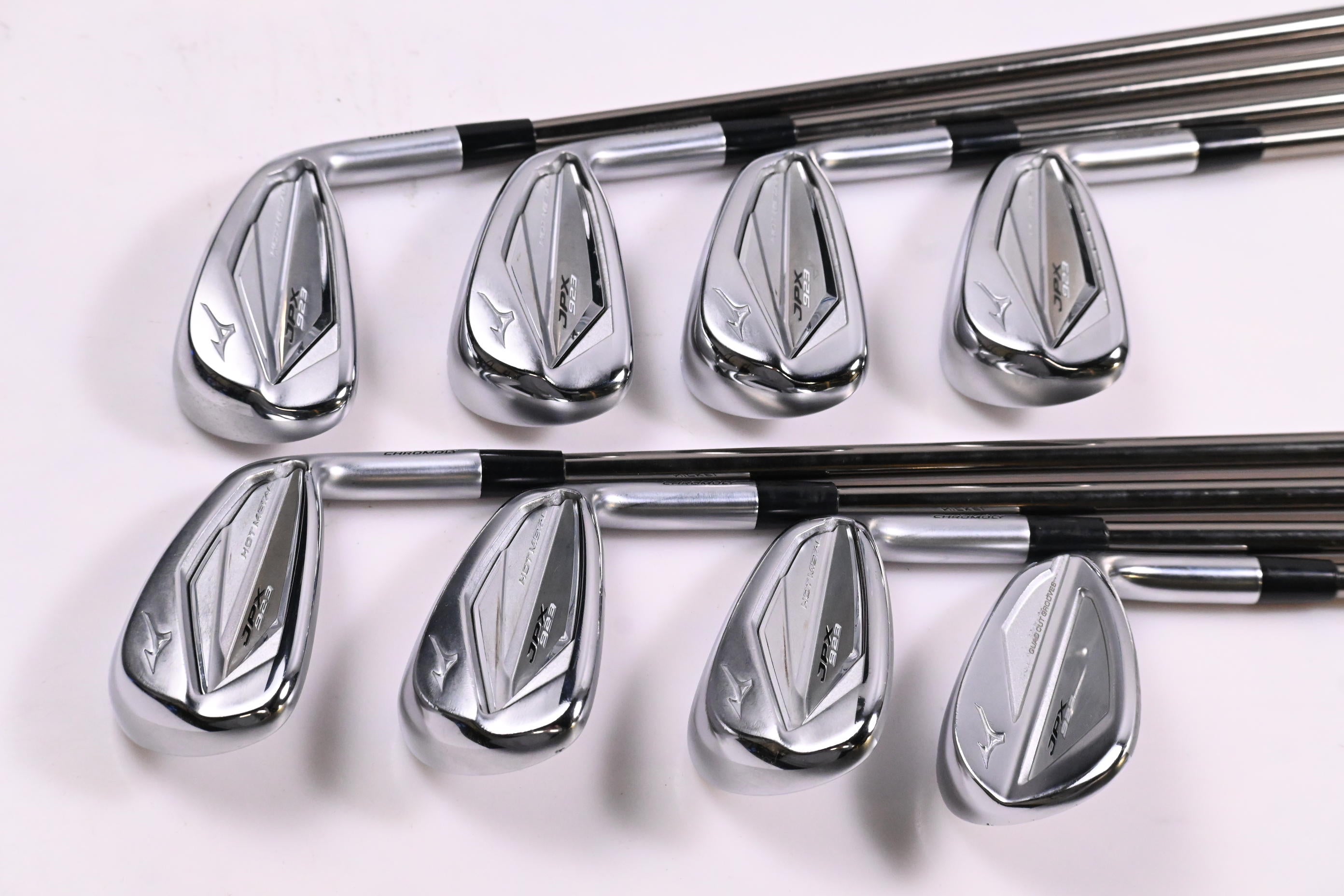Mizuno JPX 923 Hot Metal Irons / 4-PW+GW / Senior Flex UST Recoil ESX 460 Shafts