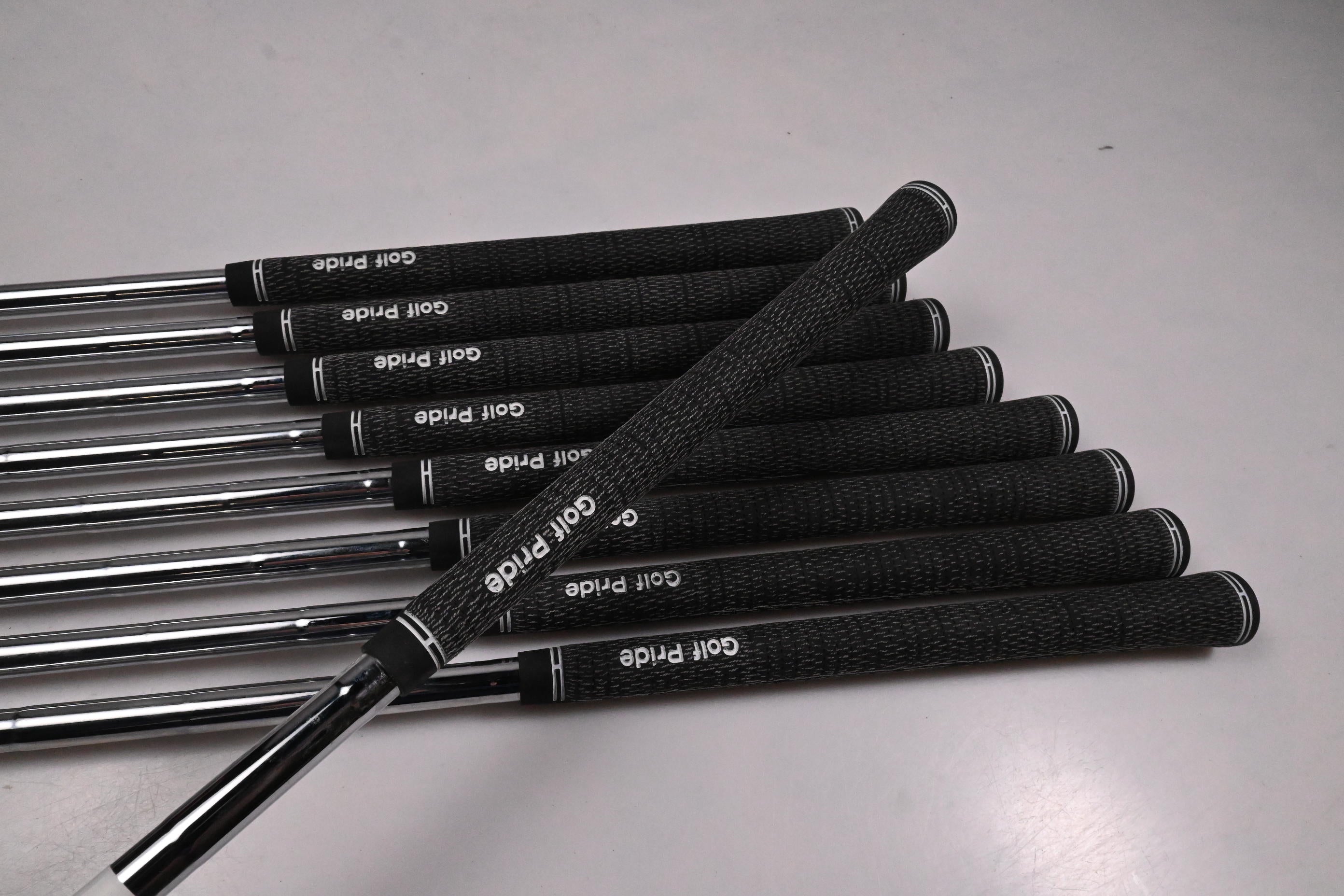Wilson Staff Model Blade 2024 Irons / 2-PW / X-Flex Steel Shafts
