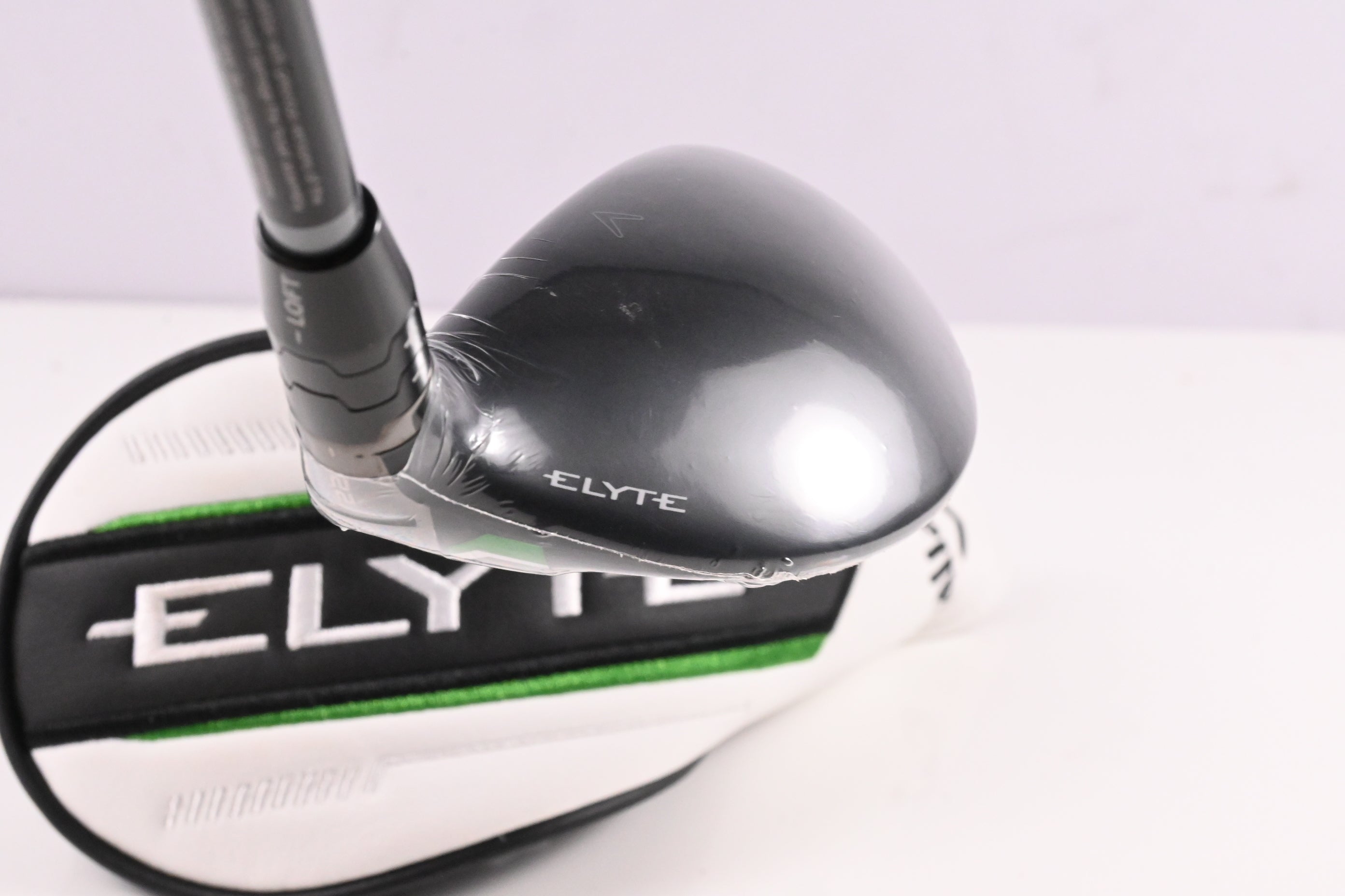 Callaway Elyte #4 Hybrid / 22 Degree / Regular Flex Denali Charcoal 60 Shaft