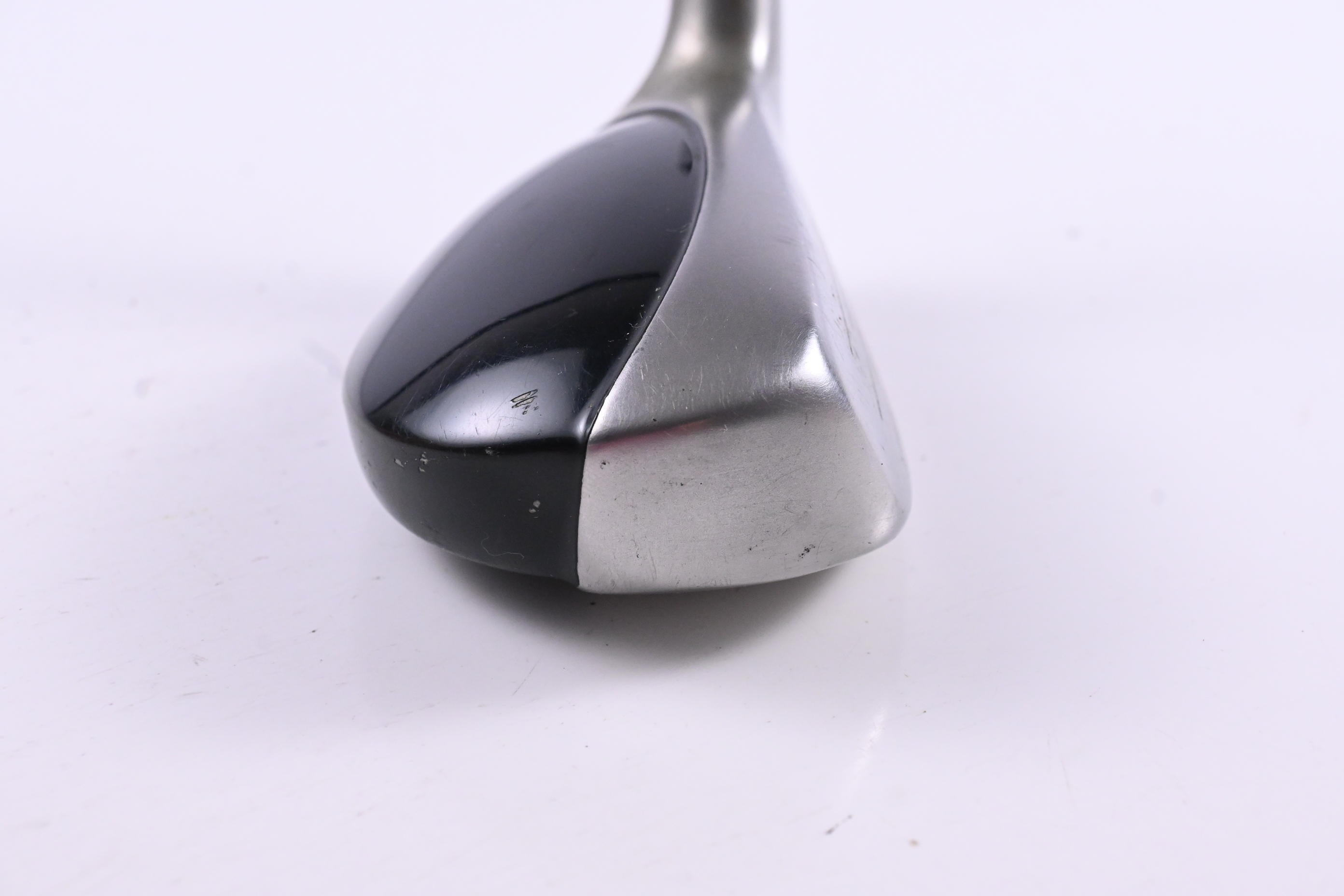 Taylormade Rescue Mid #4 Hybrid / 22 Degree / Regular Flex Steel Shaft