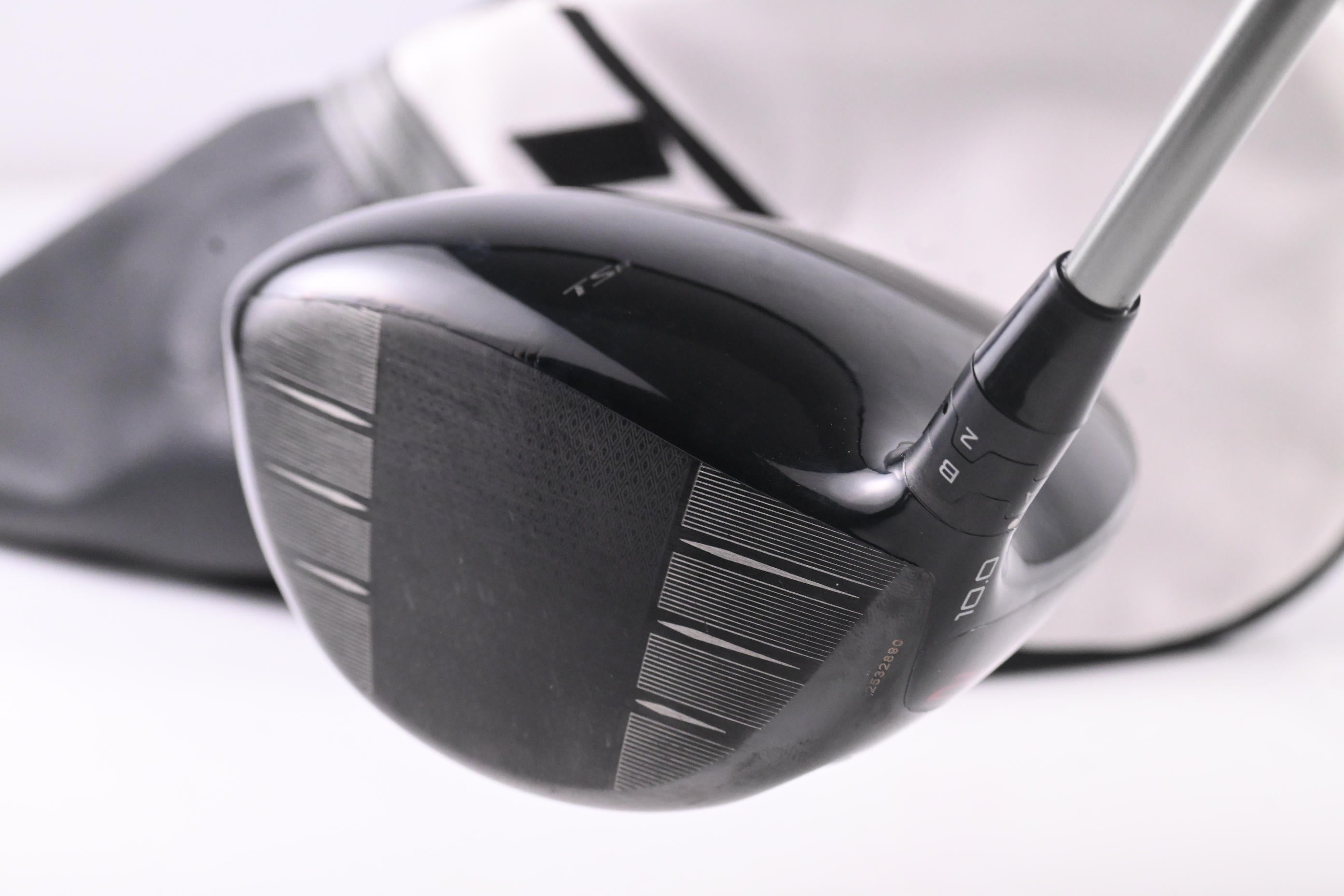 Titleist TSR2 Driver / 10 Degree / Regular Flex Helium 46 Shaft