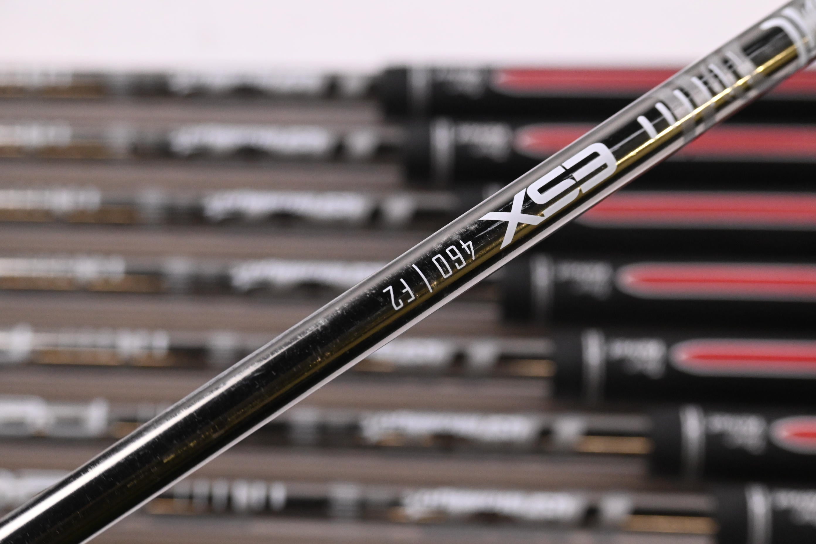 Mizuno JPX 923 Hot Metal Irons / 4-PW+GW / Senior Flex UST Recoil ESX 460 Shafts