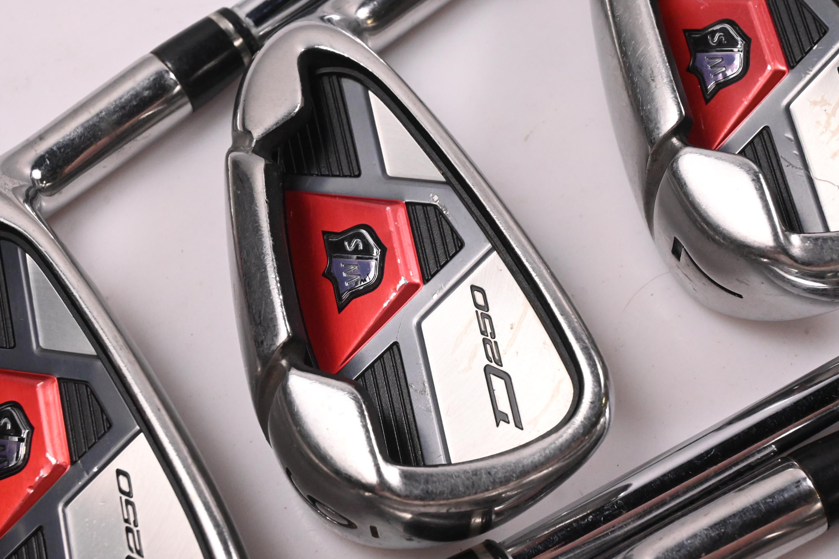 Wilson D250 Irons / 5-PW+GW / UniFlex Wilson Shafts