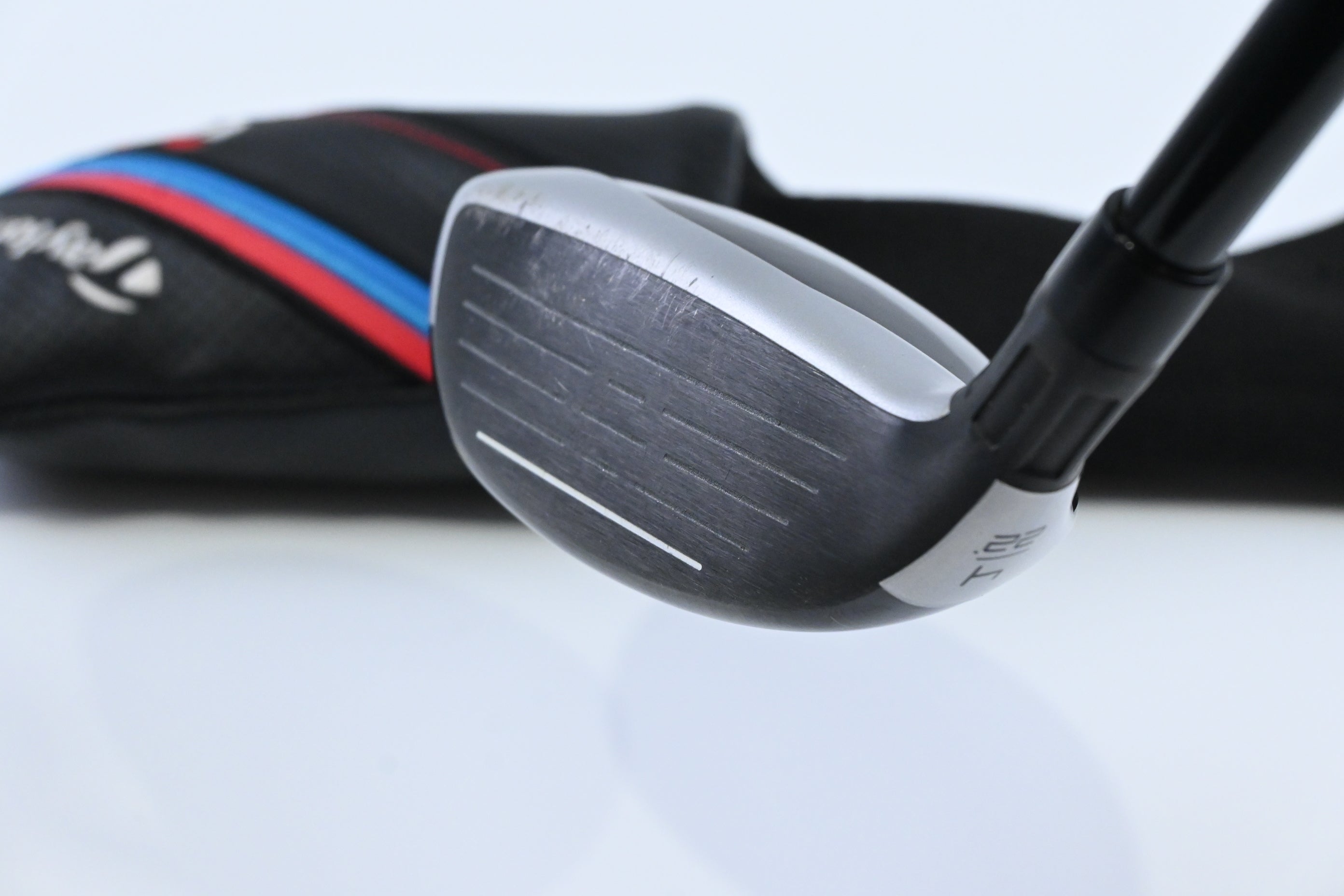Taylormade M4 #4 Hybrid / 22 Degree / Regular Flex Fujikura Atmos Red 6 Shaft