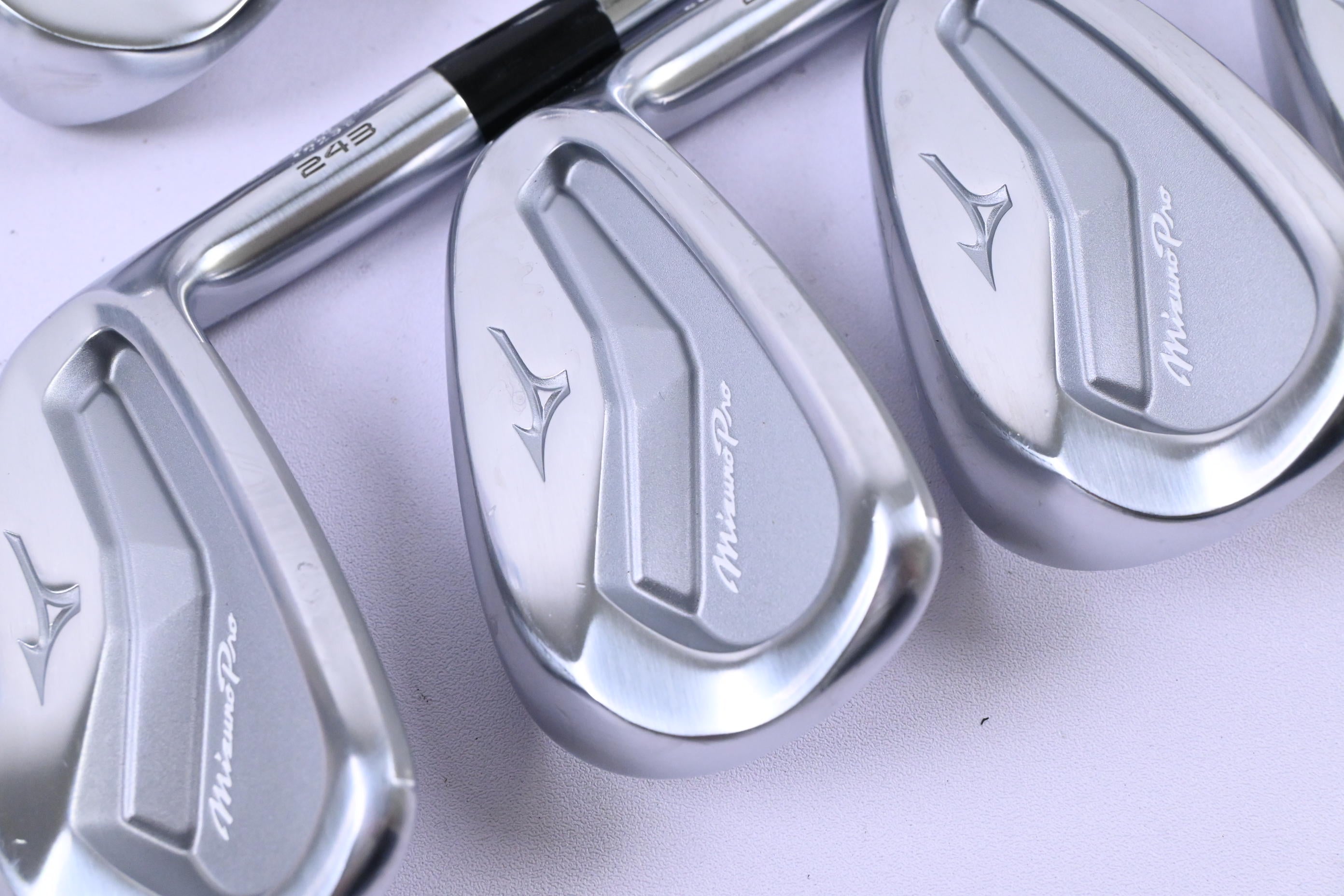 Mizuno Pro 243 Irons / 5-PW+GW / Stiff Flex KBS Tour 120 Shafts