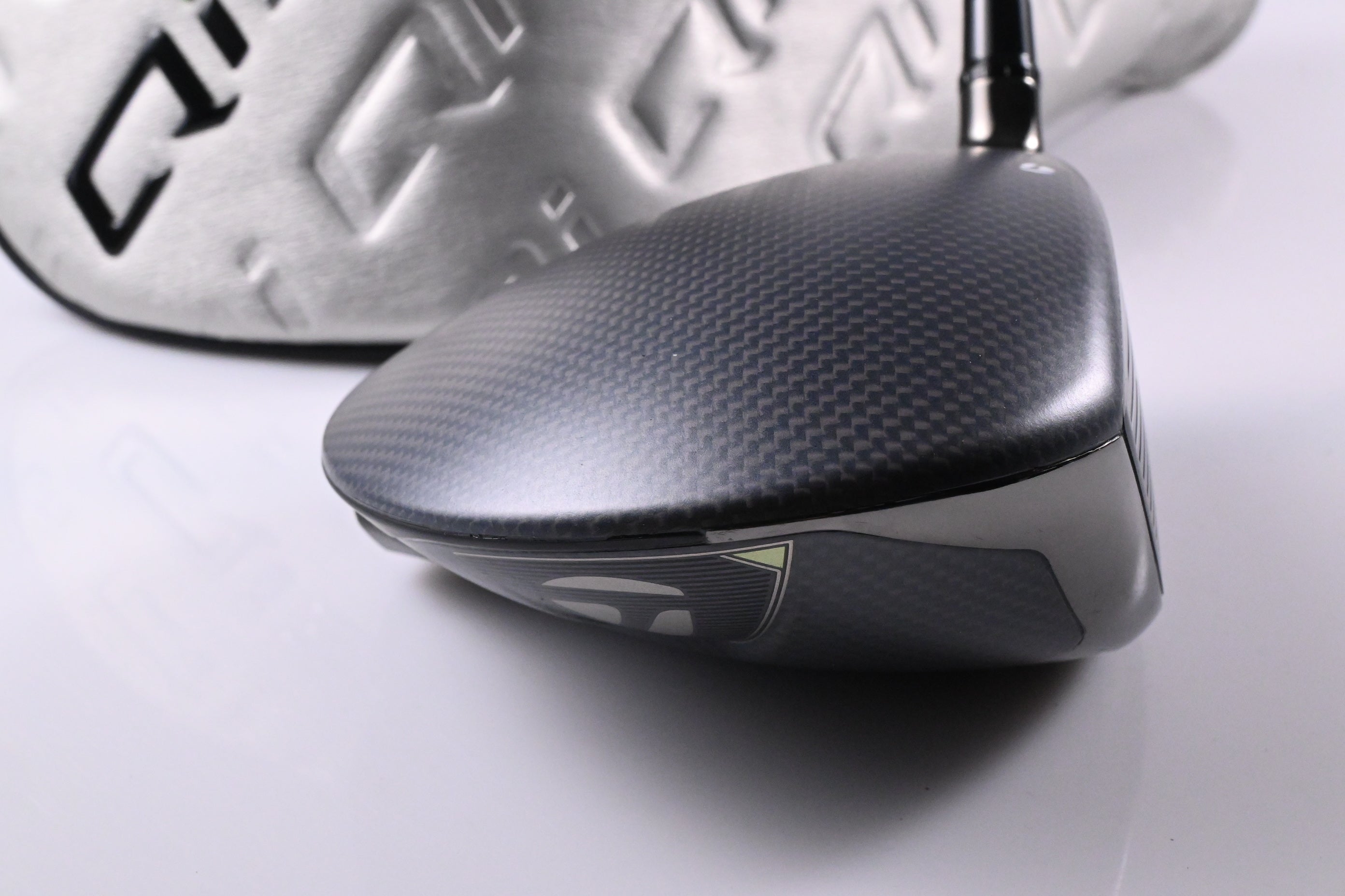 Taylormade Qi35 LS Driver / 9 Degree / Stiff Flex Kai'li CB Blue 60 Shaft