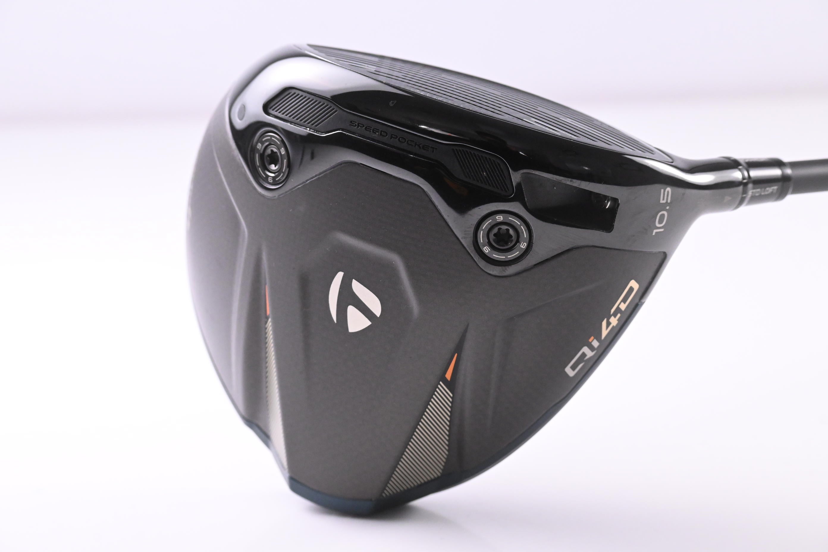 Taylormade Qi4D Driver / 10.5 Degree / Stiff Flex Kai'li Blue CB Darkwave 60 Shaft