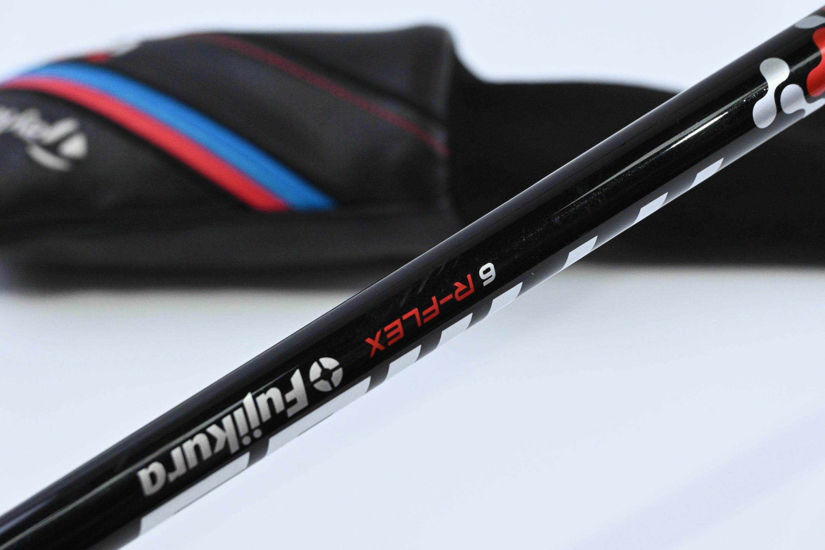 Taylormade M4 #4 Hybrid / 22 Degree / Regular Flex Fujikura Atmos Red 6 Shaft