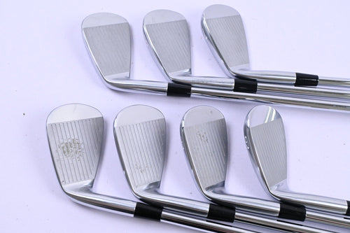 Mizuno Pro 243 Irons / 5-PW+GW / Stiff Flex KBS Tour 120 Shafts