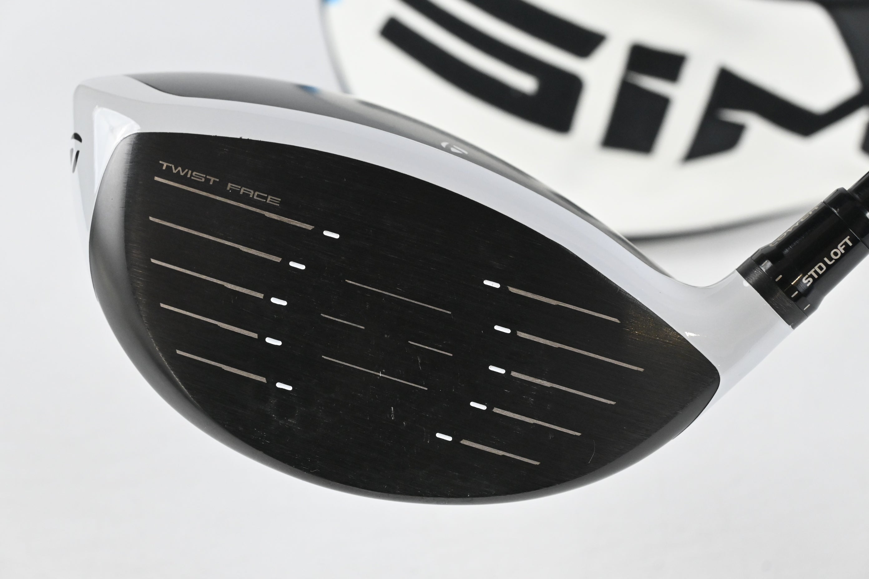 Taylormade SIM2 Max Driver / 9 Degree / Stiff Flex HZRDUS Smoke Red RDX 60 Shaft