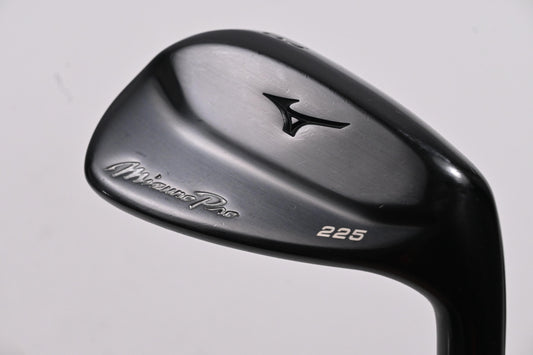 Mizuno Pro 225 Gap Wedge / 49 Degree / Regular Flex Dynamic Gold Mid 100 R300