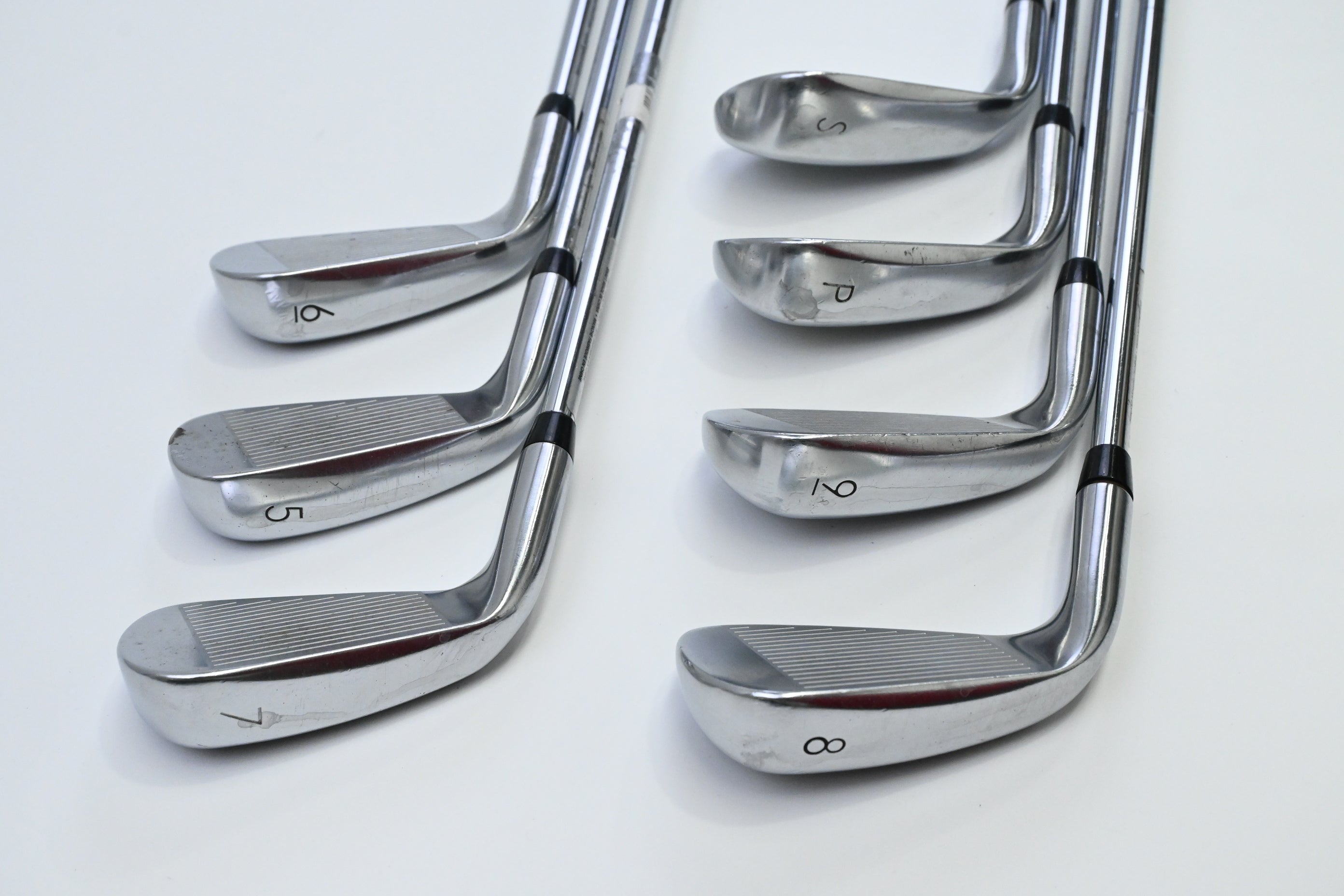 Nike Vapor Speed Irons / 5-PW+SW / Regular Flex Dynalite 105 Shafts