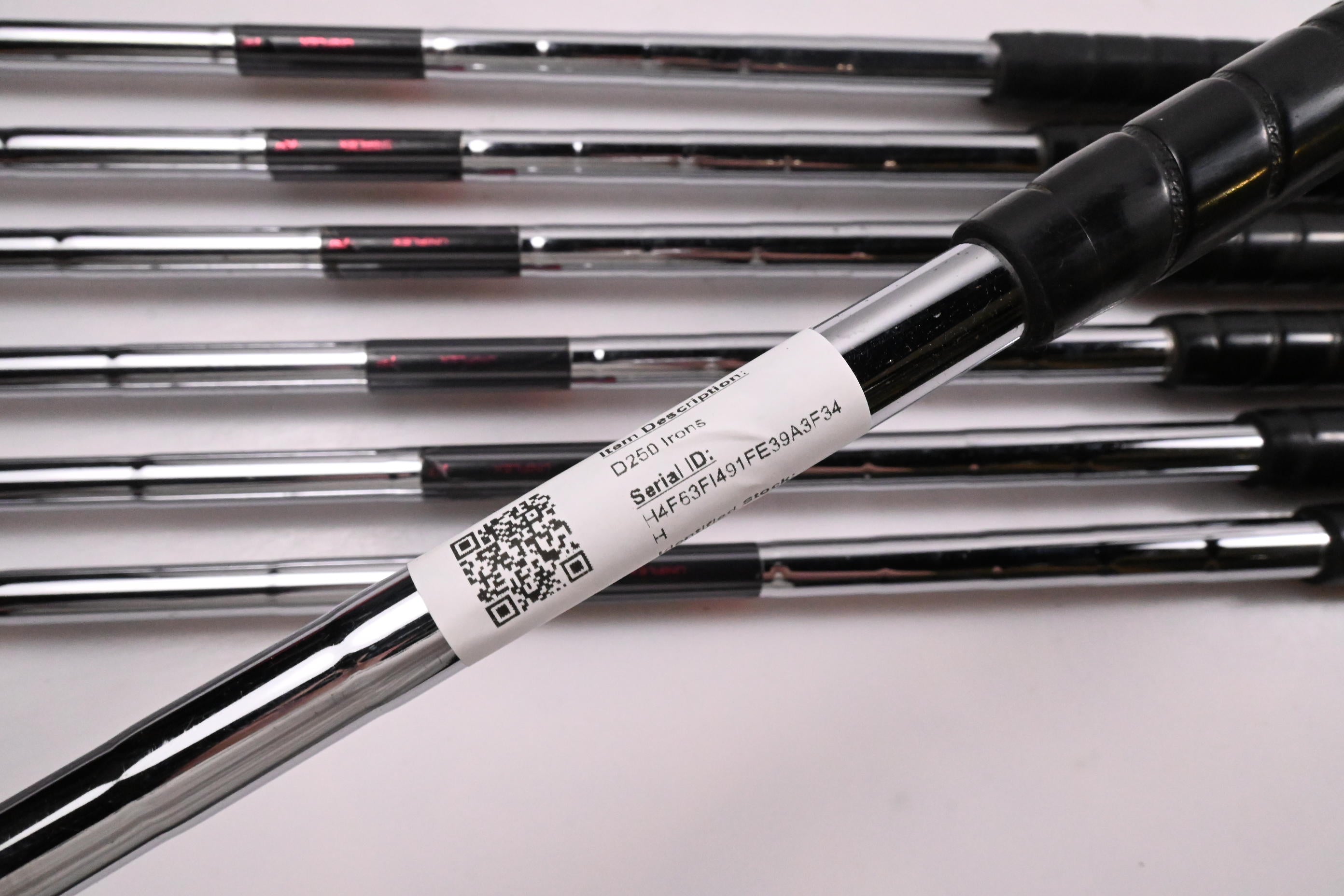 Wilson D250 Irons / 5-PW+GW / UniFlex Wilson Shafts
