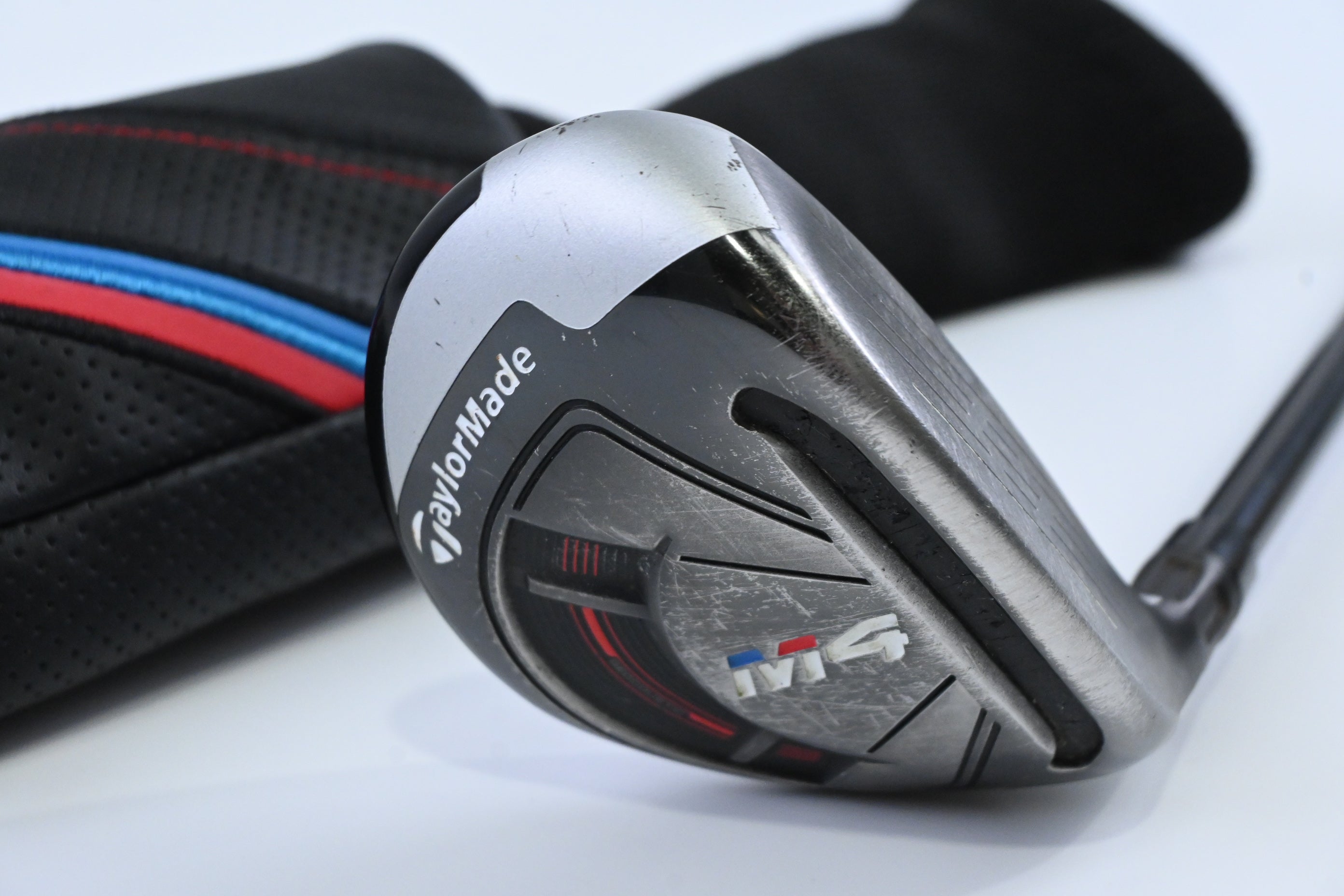Taylormade M4 #3 Hybrid / 19 Degree / Regular Flex Fujikura Atmos Red 6 Shaft