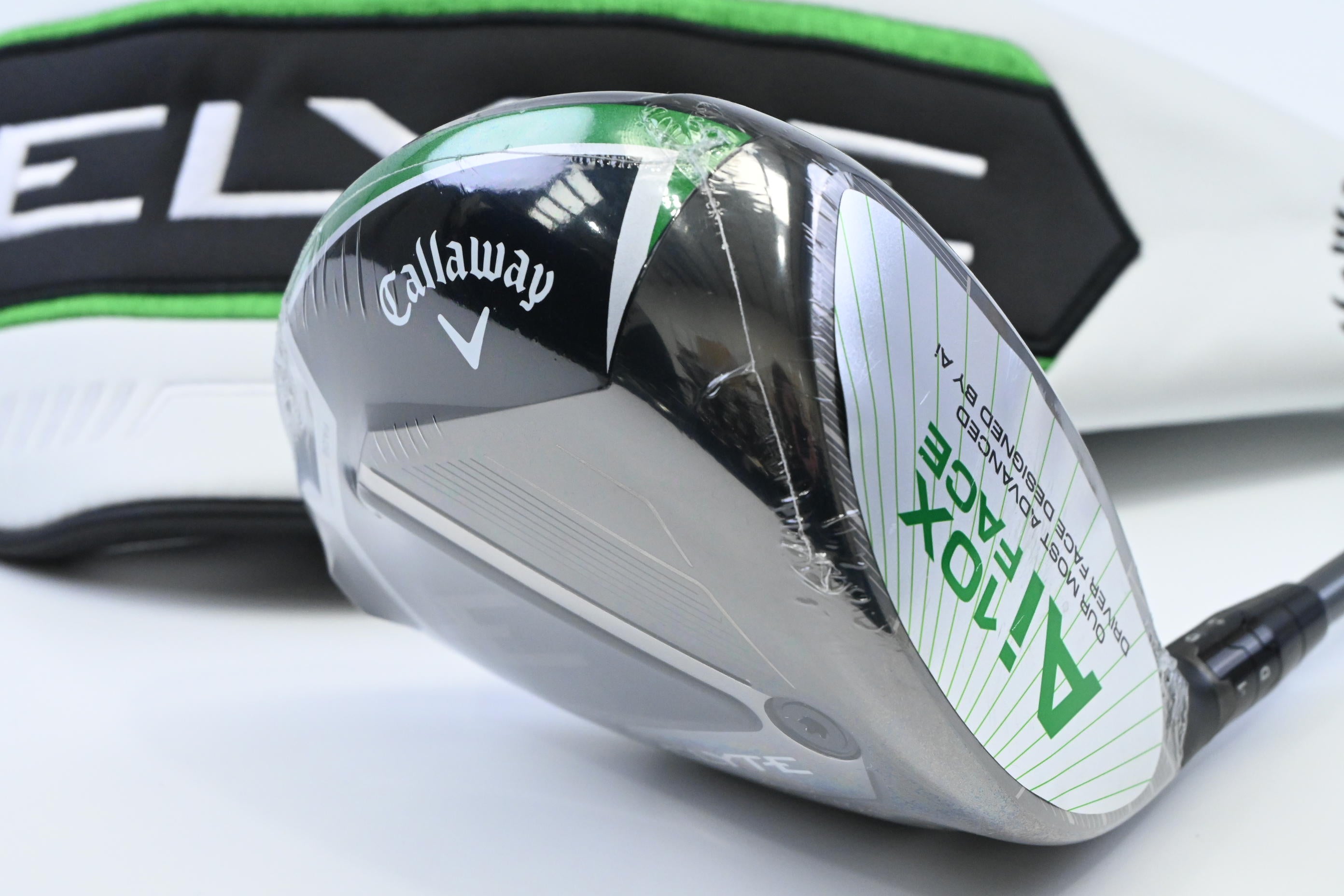 Callaway Elyte Driver / 10.5 Degree / Regular Flex Denali Charcoal 50 Shaft