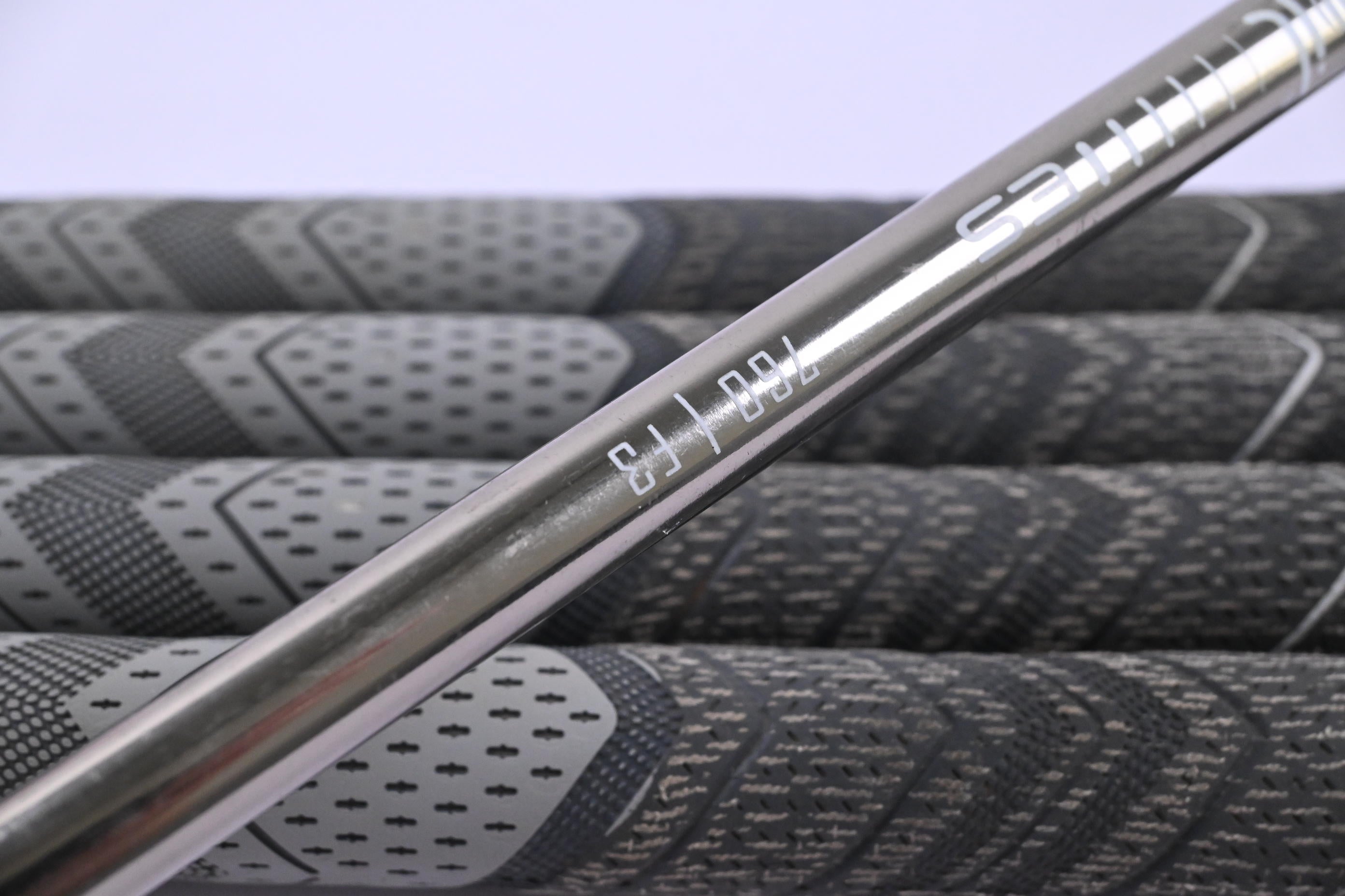 Srixon ZX5 Irons / 6-PW / Regular Flex UST Mamiya Recoil ES 79 Shafts