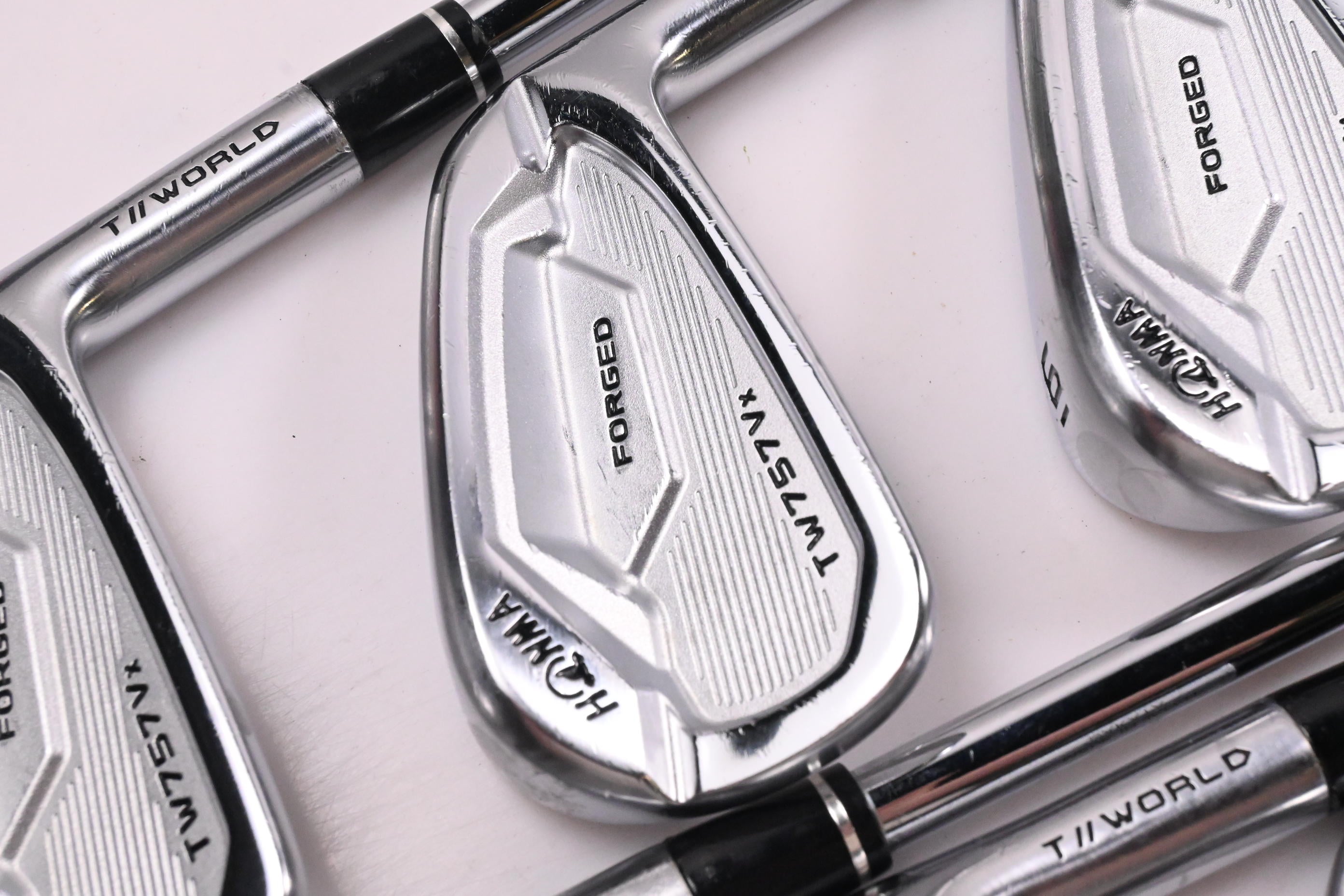 Honma TW 757 Vx Irons / 4-PW / Stiff Flex N.S.PRO Modus 3 Tour 105 Shafts