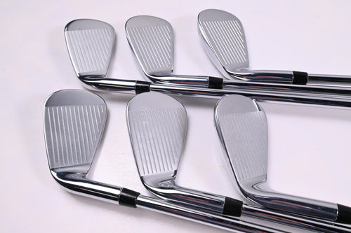 Callaway Elyte Irons / 5-PW / Regular Flex Vector 80 Shafts