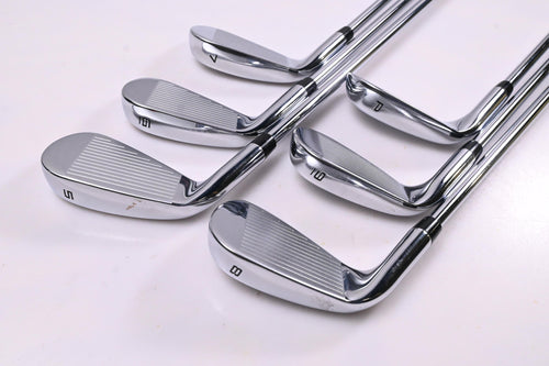 Callaway Elyte Irons / 5-PW / Regular Flex Vector 80 Shafts