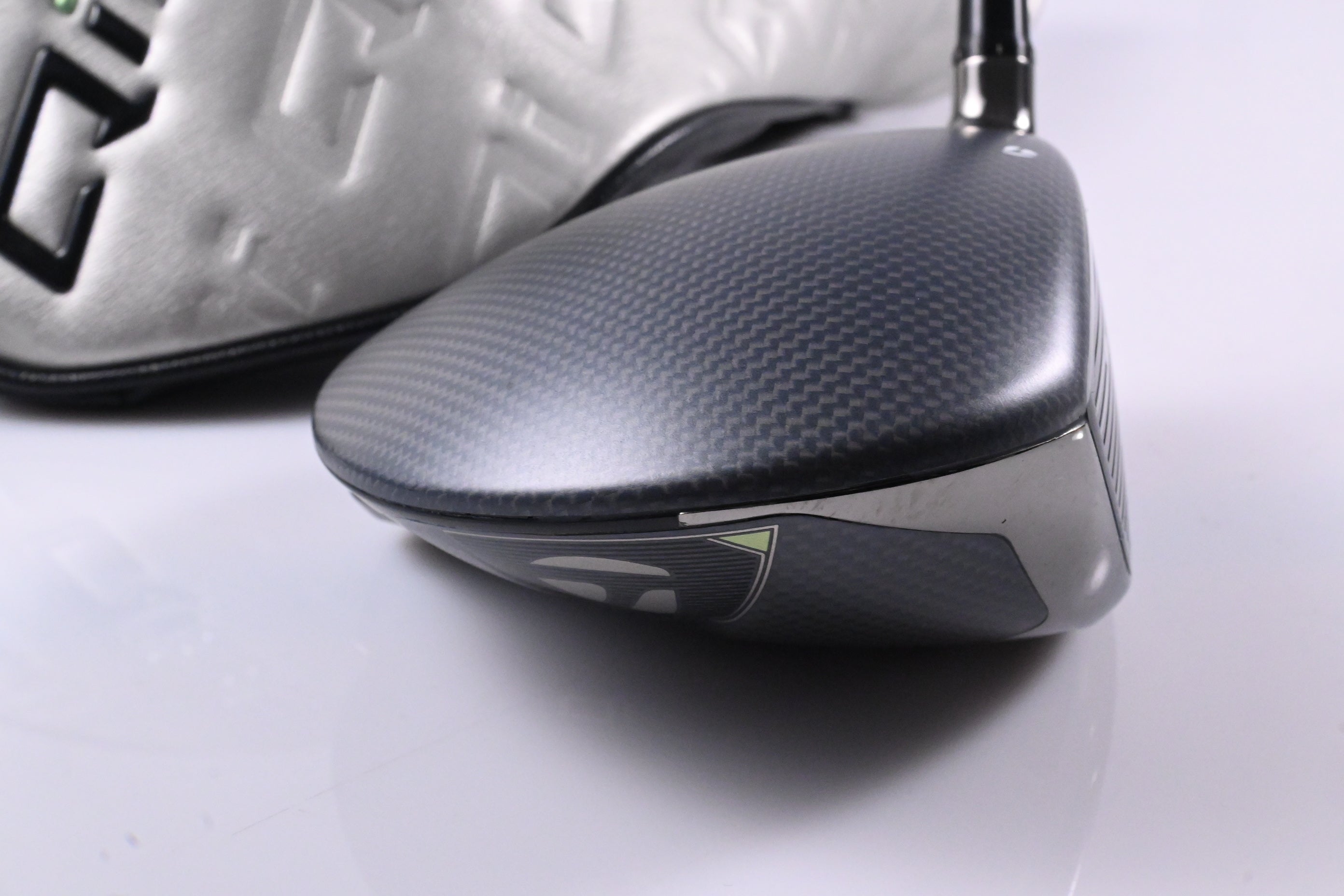 Taylormade Qi35 LS Driver / 9 Degree / Stiff Flex Kai'li Blue CB Dark Wave 60