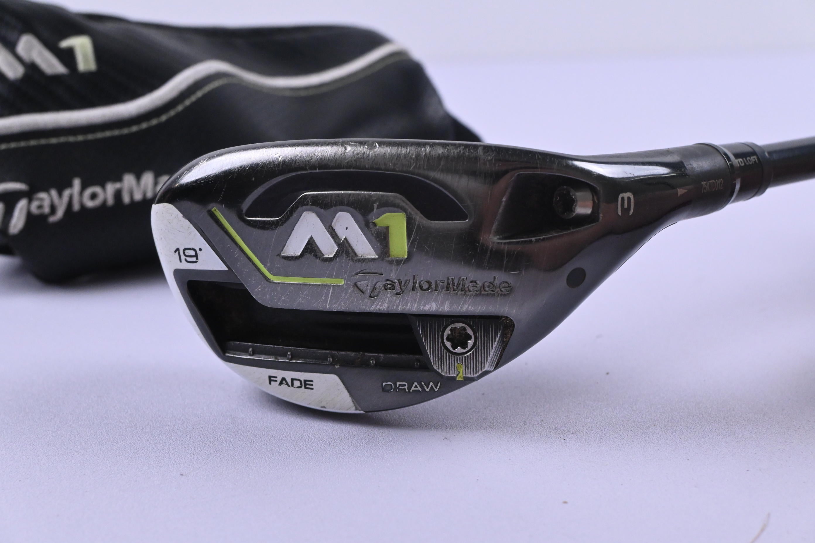 Taylormade M1 2017 #3 Hybrid / 19 Degree / Regular Flex Atmos Red 6 Shaft