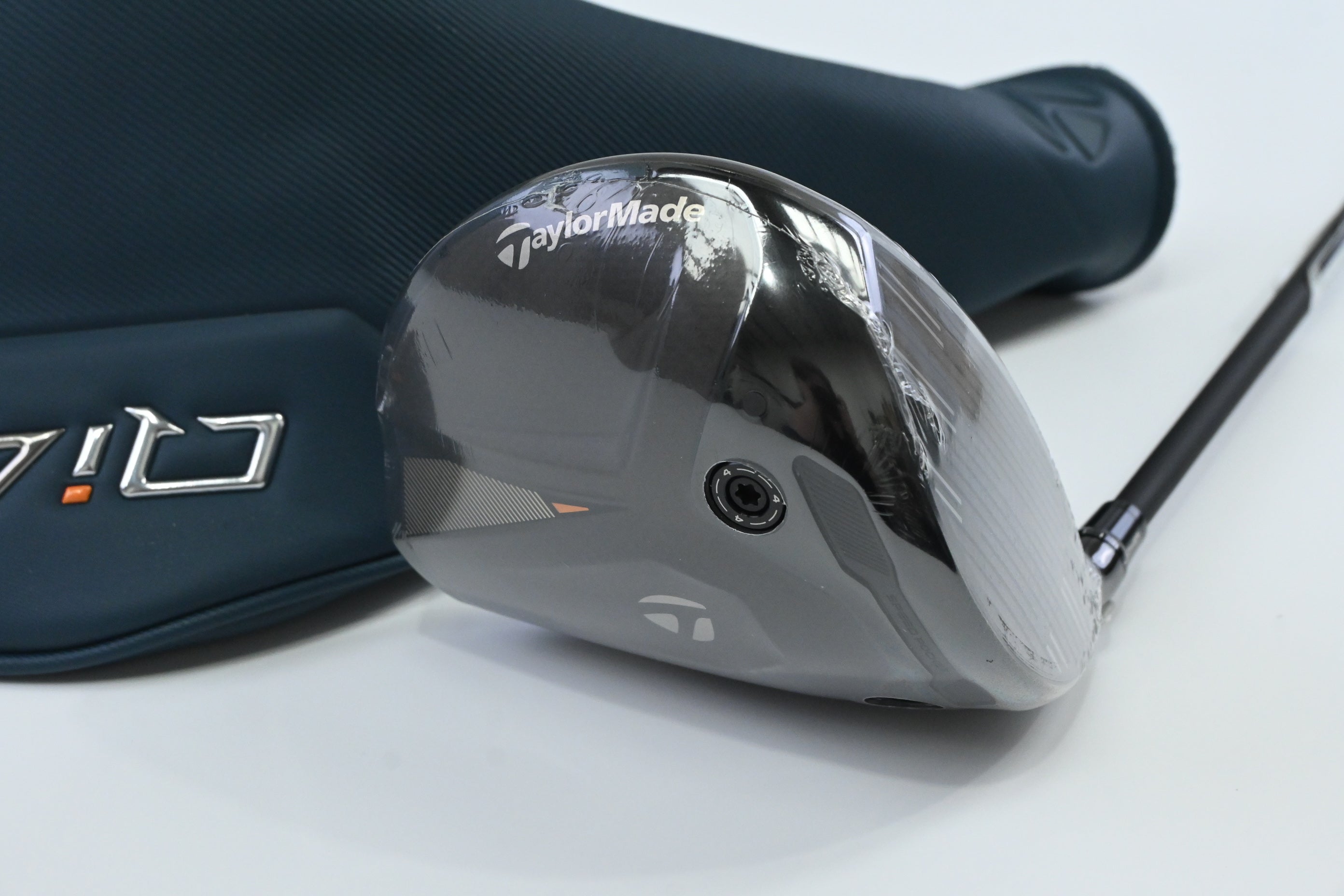 Taylormade Qi4D Driver / 10.5 Degree / Regular Flex Taylormade Reax Blue 50