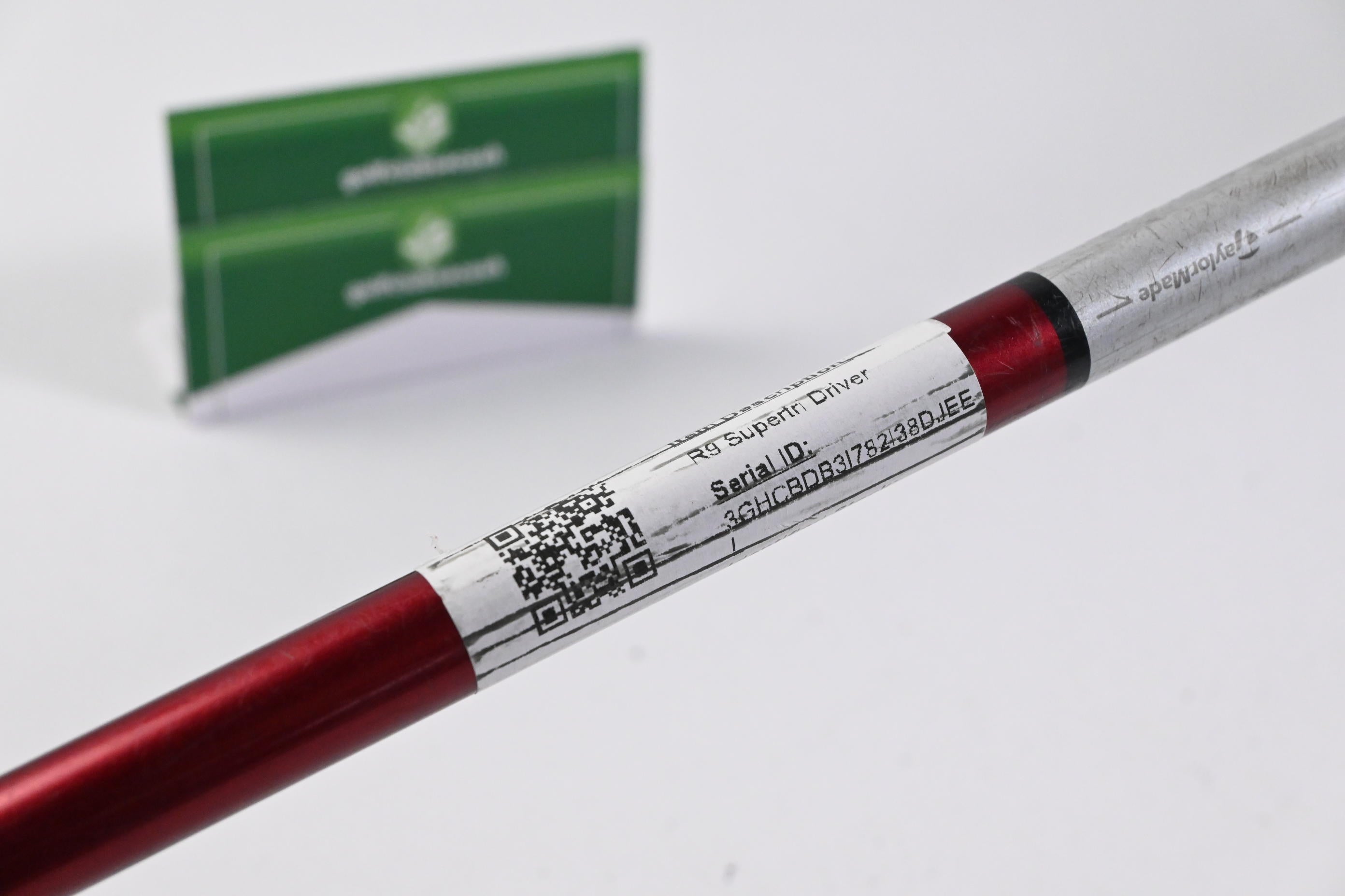 Taylormade R9 Supertri Driver / 9.5 Degree / Regular Flex Fujikura Motore 60