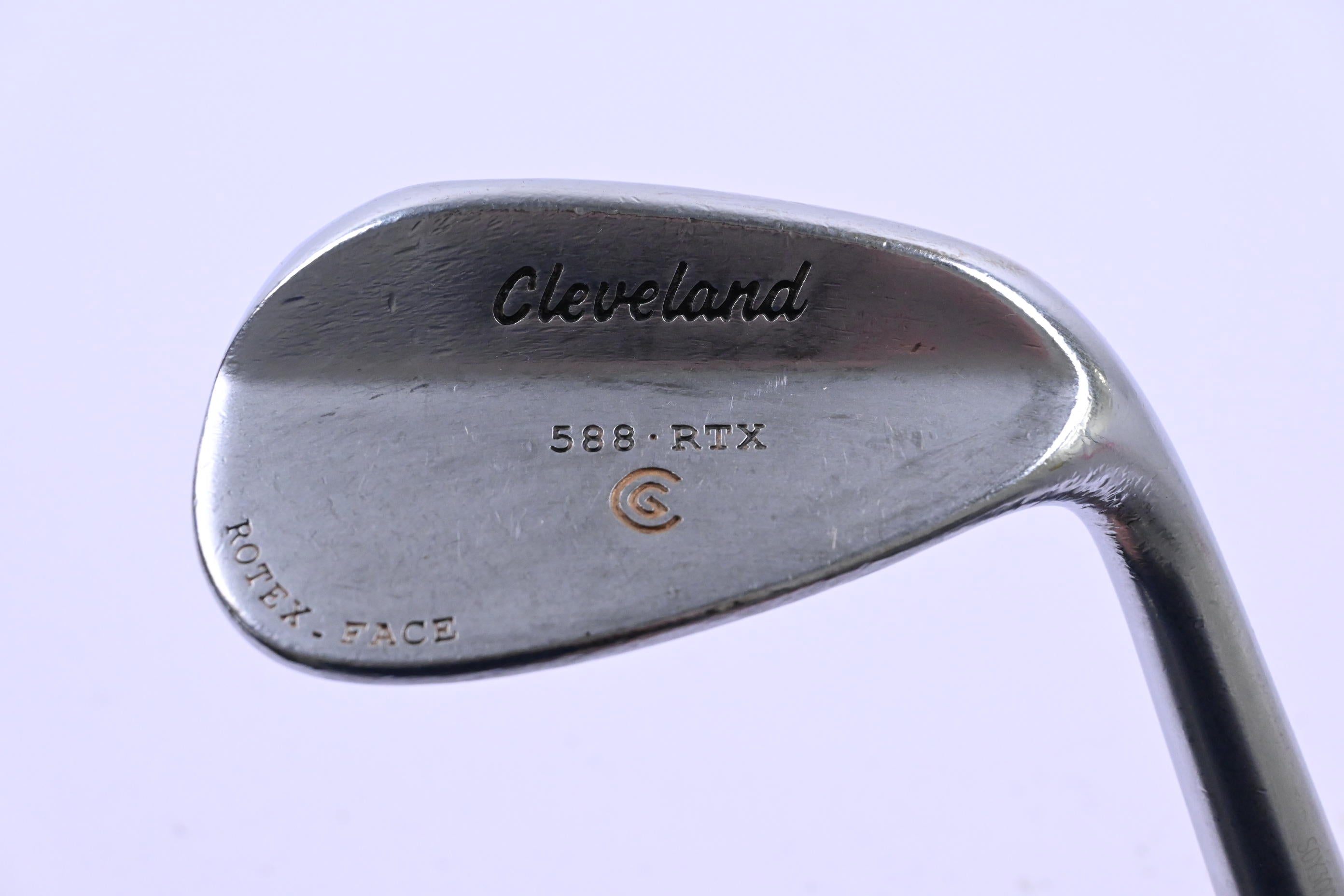 Cleveland 588 RTX 2.0 Pitching Wedge / 48 Degree / Wedge Flex Dynamic Gold Shaft