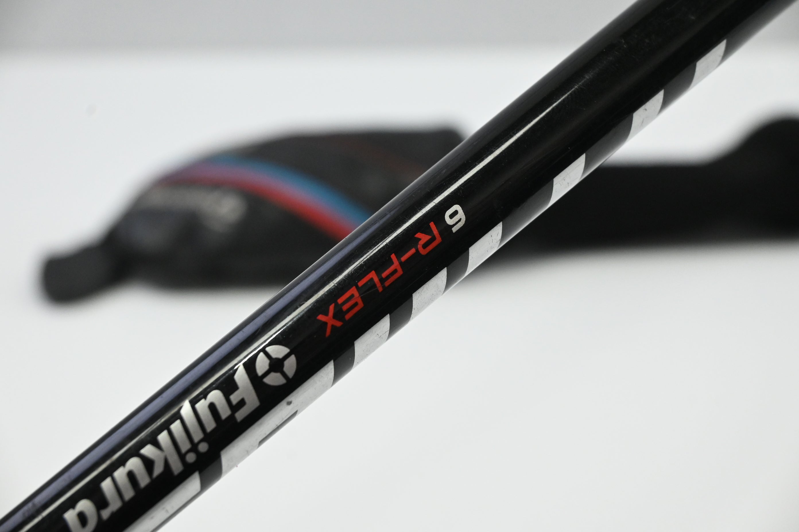 Taylormade M4 #4 Hybrid / 22 Degree / Regular Flex Fujikura Atmos Red 6 Shaft
