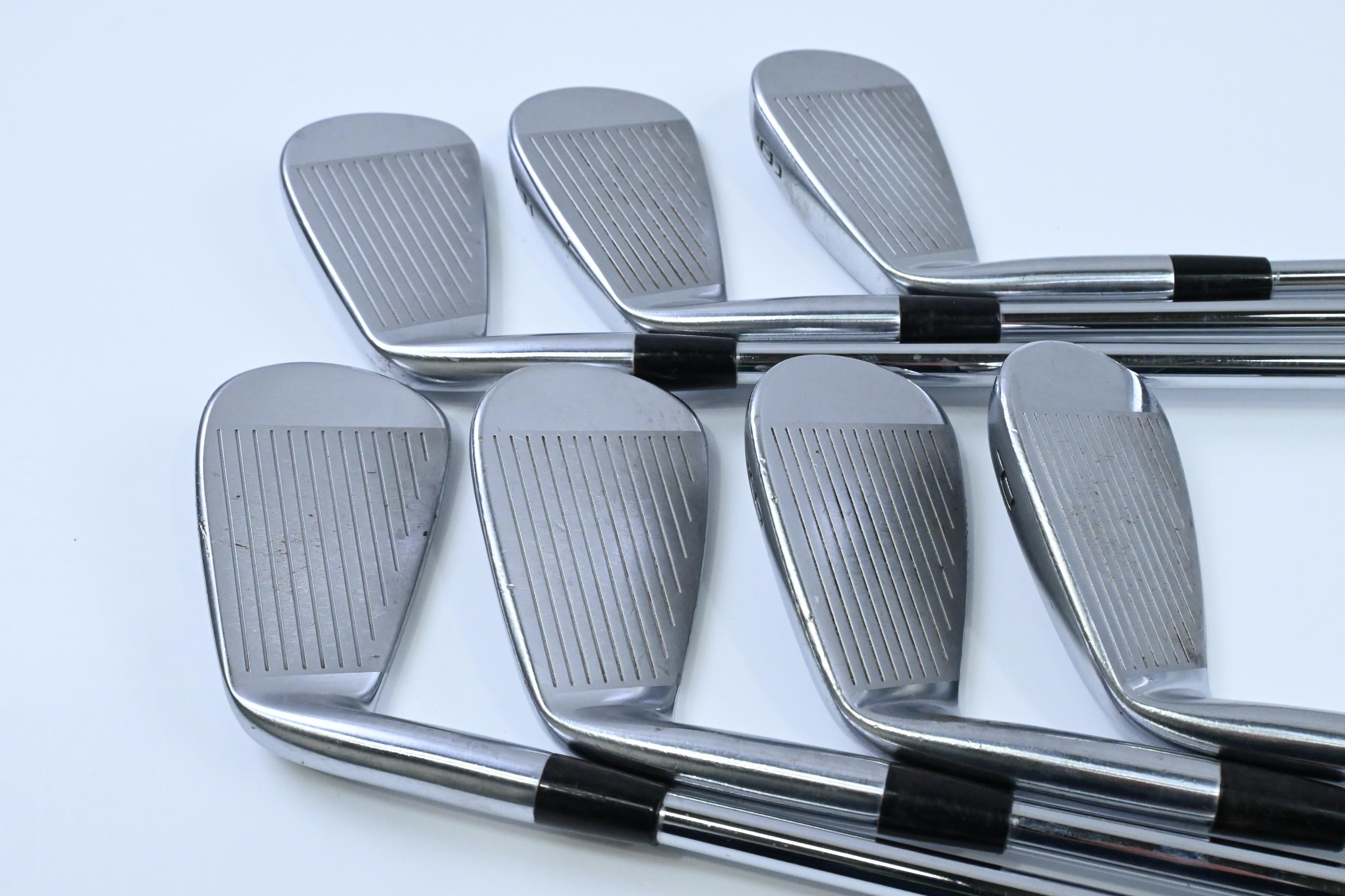 Mizuno Pro 223 Irons / 4-PW / X-Flex Dynamic Gold X100 Shafts