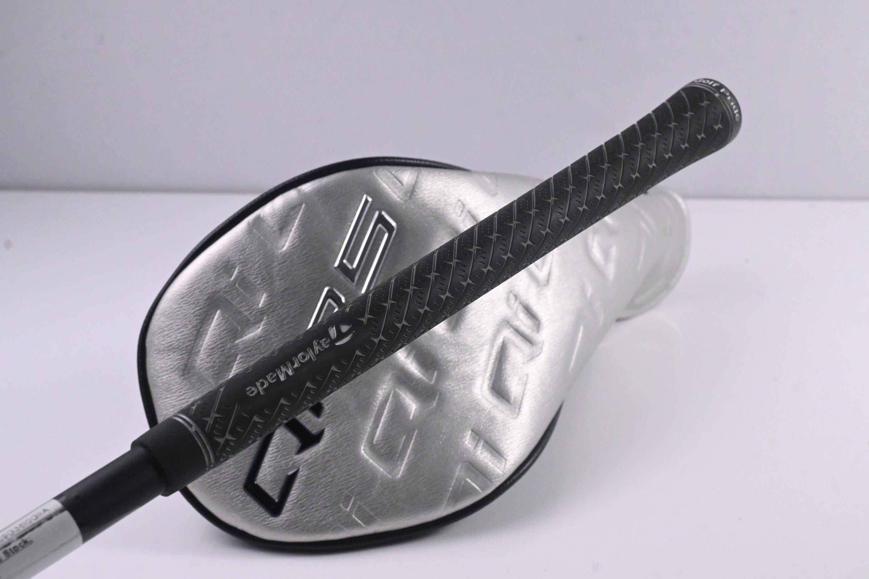 Taylormade Qi35 Driver / 9 Degree / Stiff Flex Kai'li White Dark Wave 60 Shaft