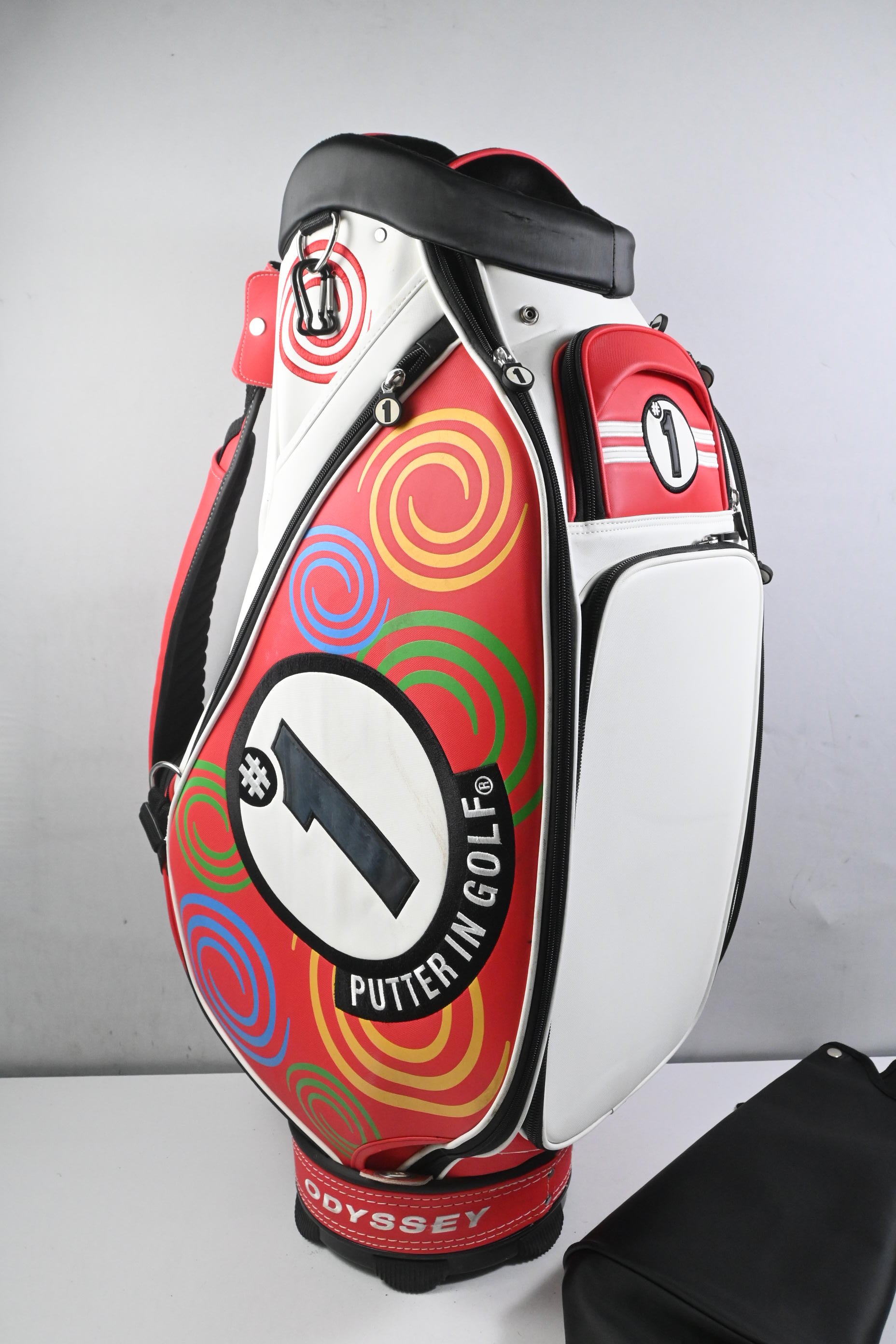 Odyssey Tour Bag / 6-Way divider / White & Red