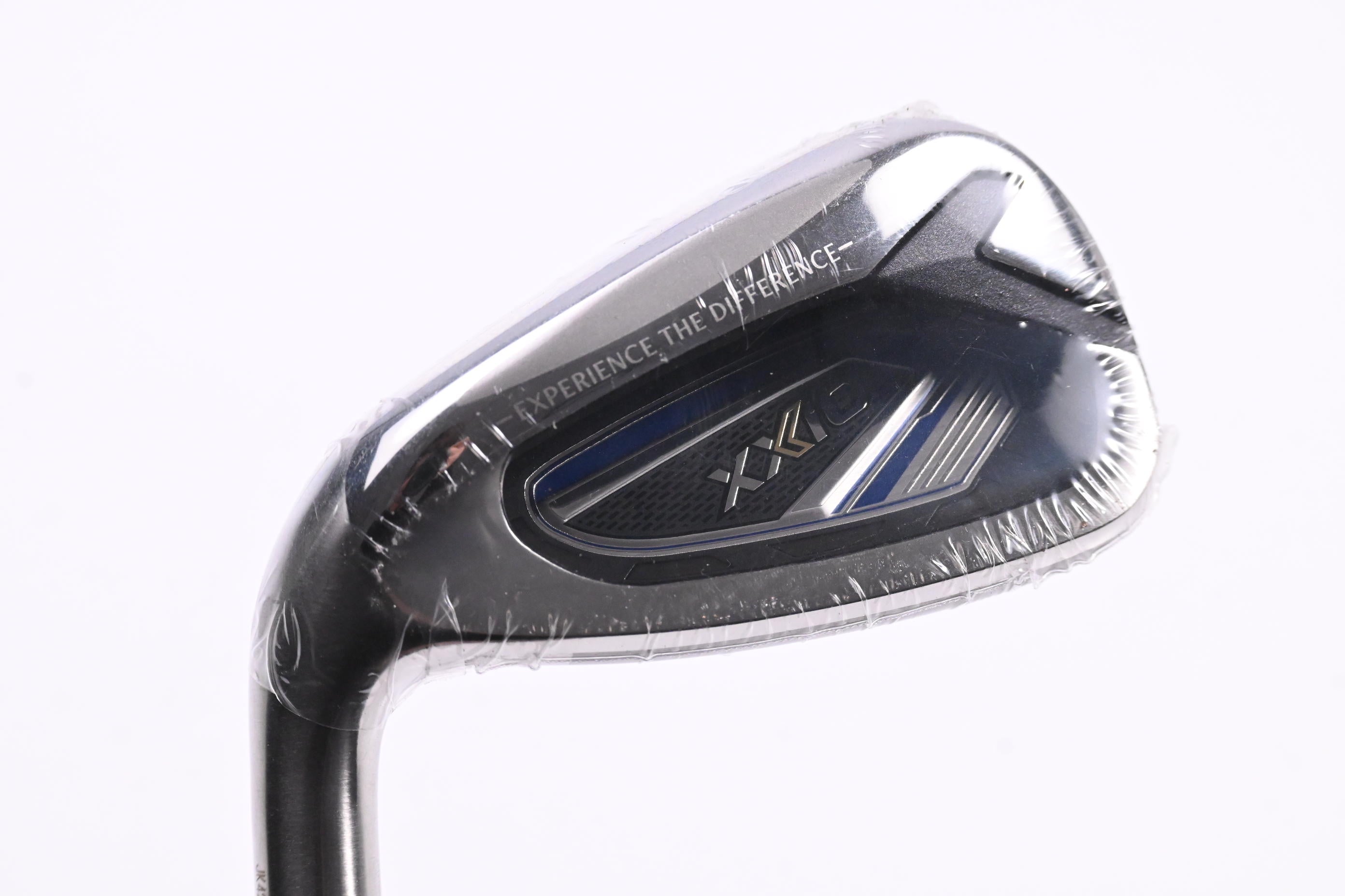 Left Hand XXIO 12 #7 Iron / 28 Degree / Regular Flex XXIO MP 1200 Shaft