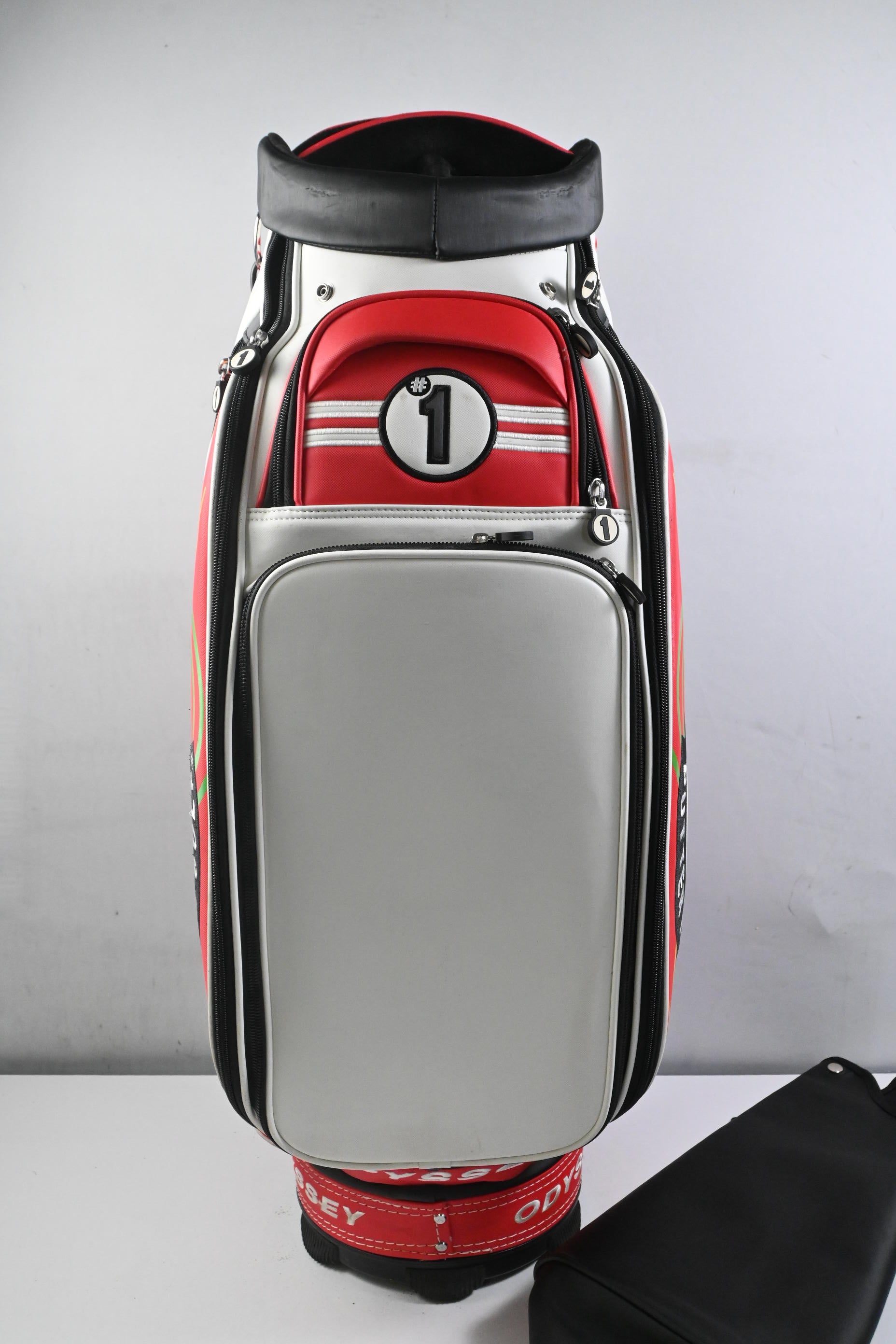 Odyssey Tour Bag / 6-Way divider / White & Red