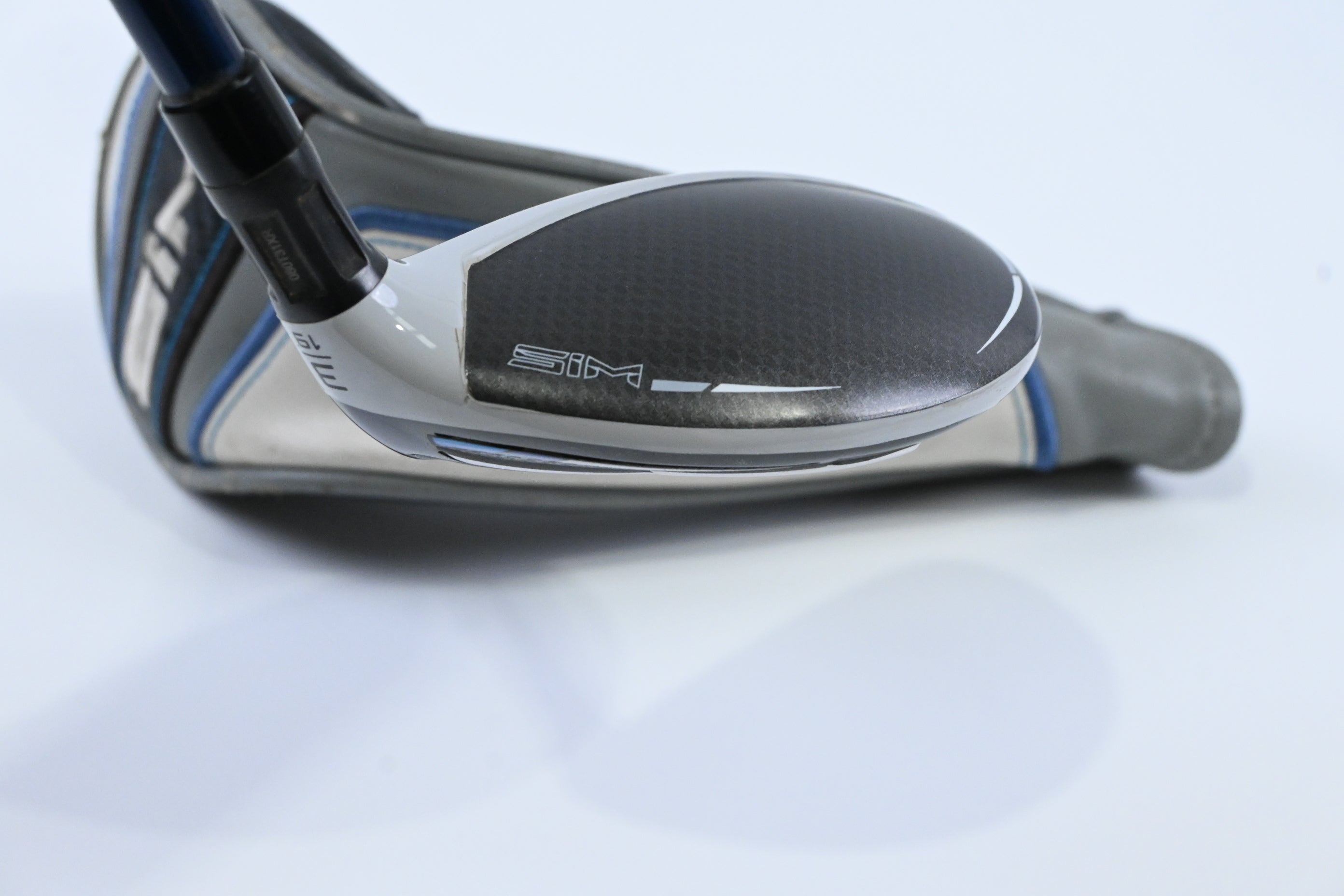 Taylormade SIM Max #3 Hybrid / 19 Degree / Stiff Flex Fujikura Ventus Blue 7