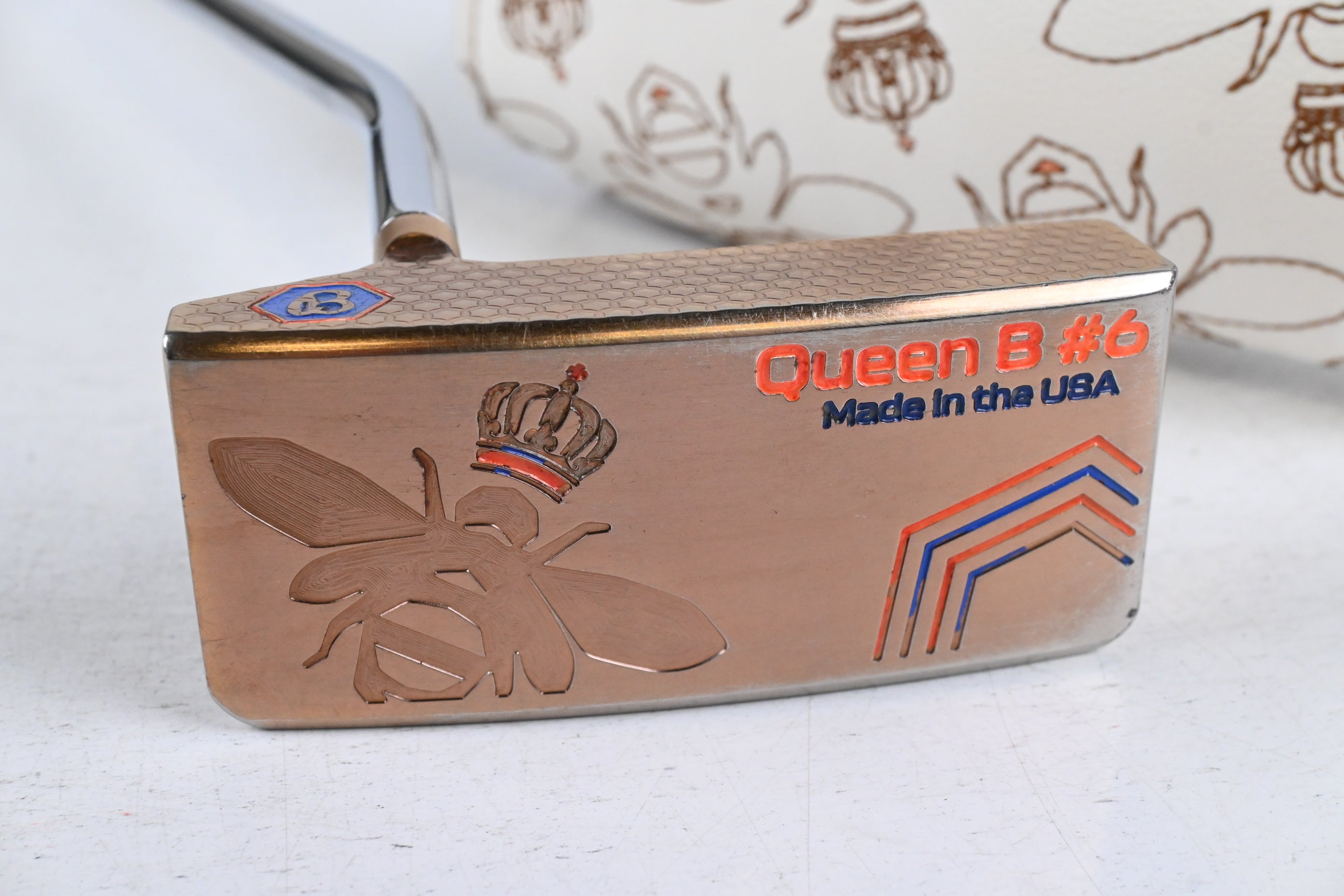 Left Hand Bettinardi Queen B 2021 Gold/Blue #6 Putter / 34 Inch