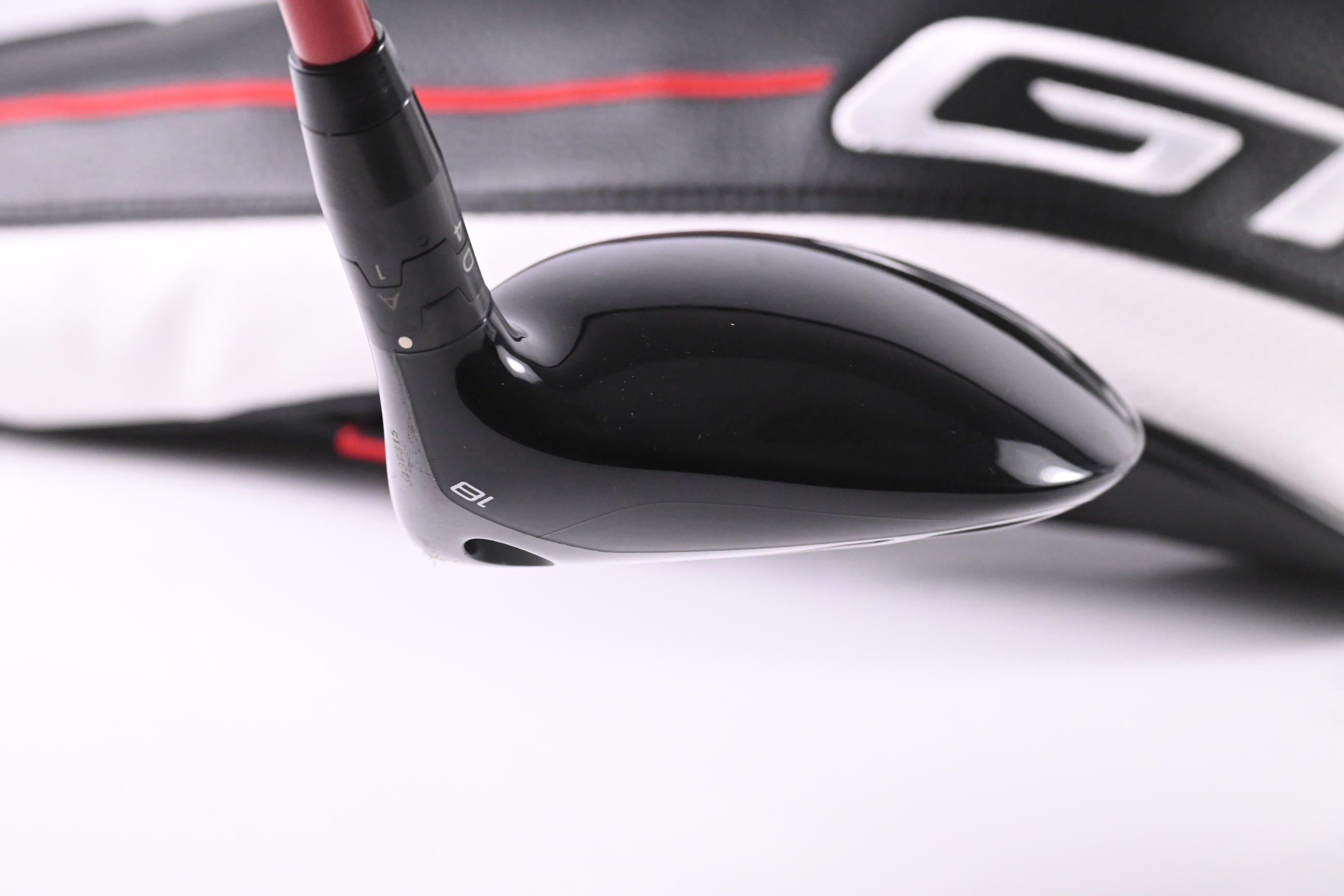 Titleist GT2 #5 Wood / 18 Degree / Regular Flex Project X Denali Red 60 Shaft
