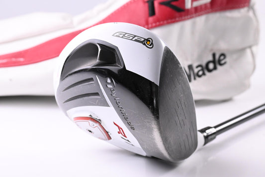 Taylormade R11 Driver / 9 Degree / Regular Flex Fujikura Blur 60 Shaft