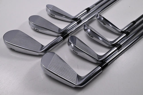 Srixon ZXi7 Irons / 4-PW / Stiff Flex Project X Rifle Shafts