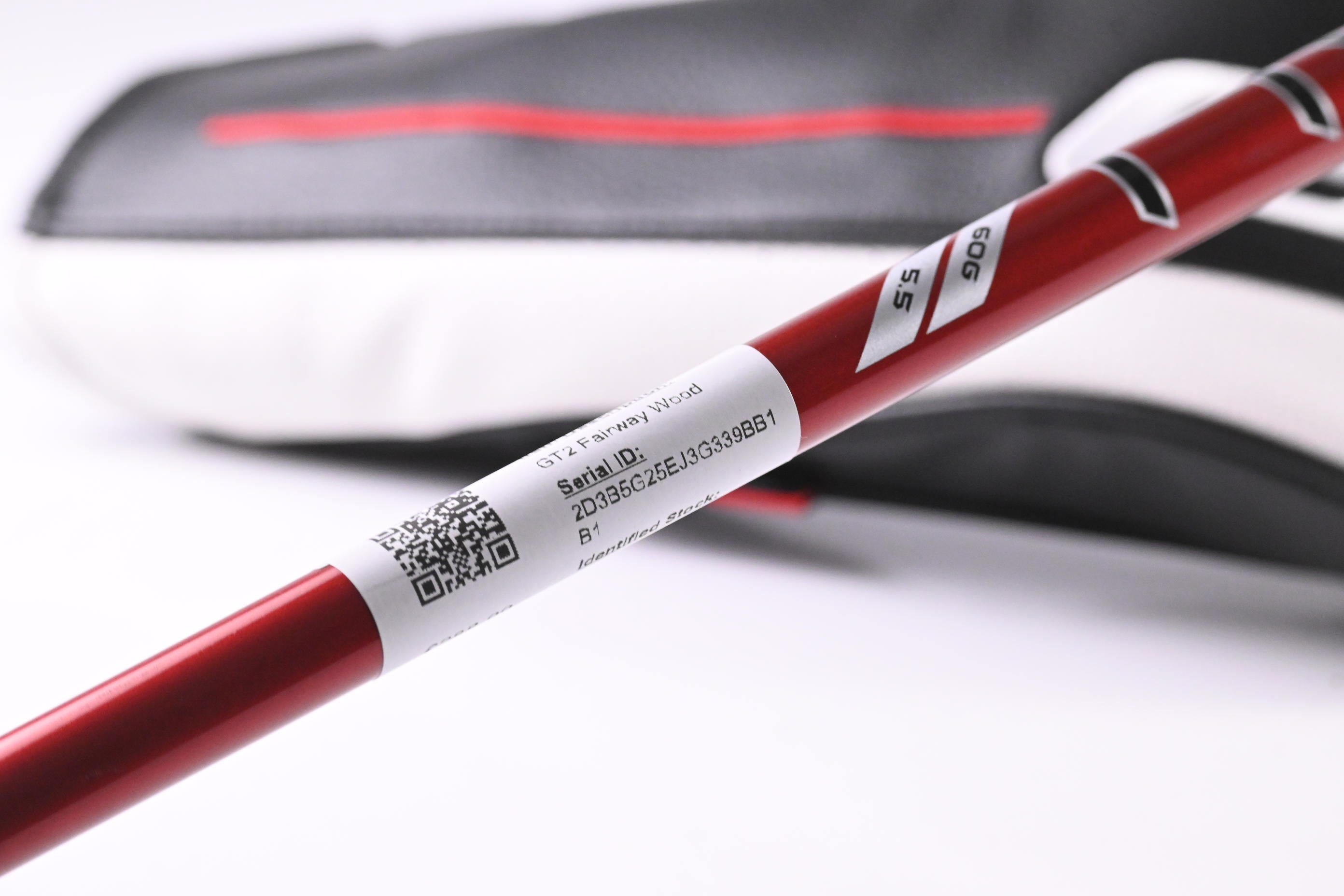 Titleist GT2 #5 Wood / 18 Degree / Regular Flex Project X Denali Red 60 Shaft