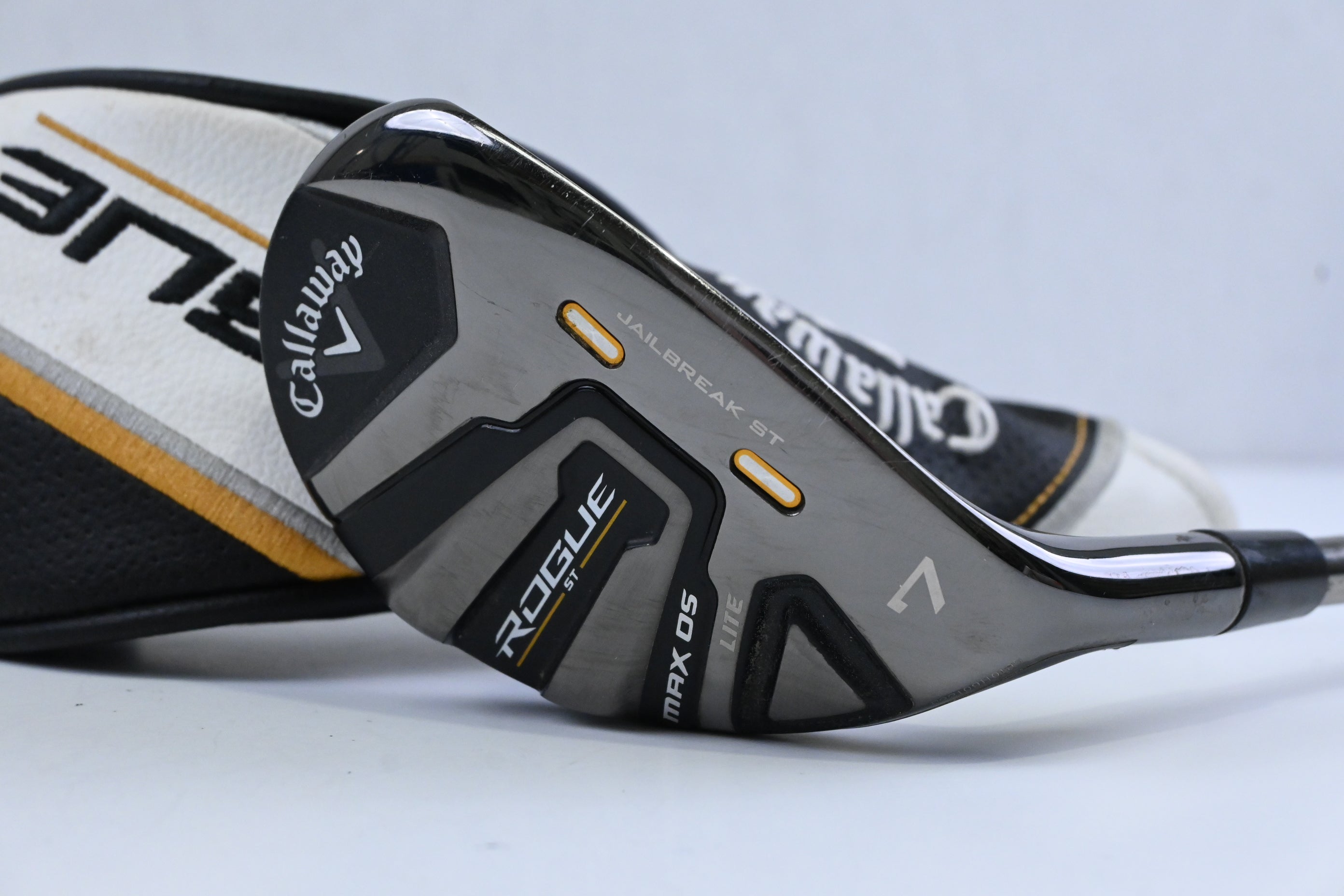Callaway Rogue ST Max OS Lite #7 Hybrid / 33 Degree / Regular Flex UST Recoil