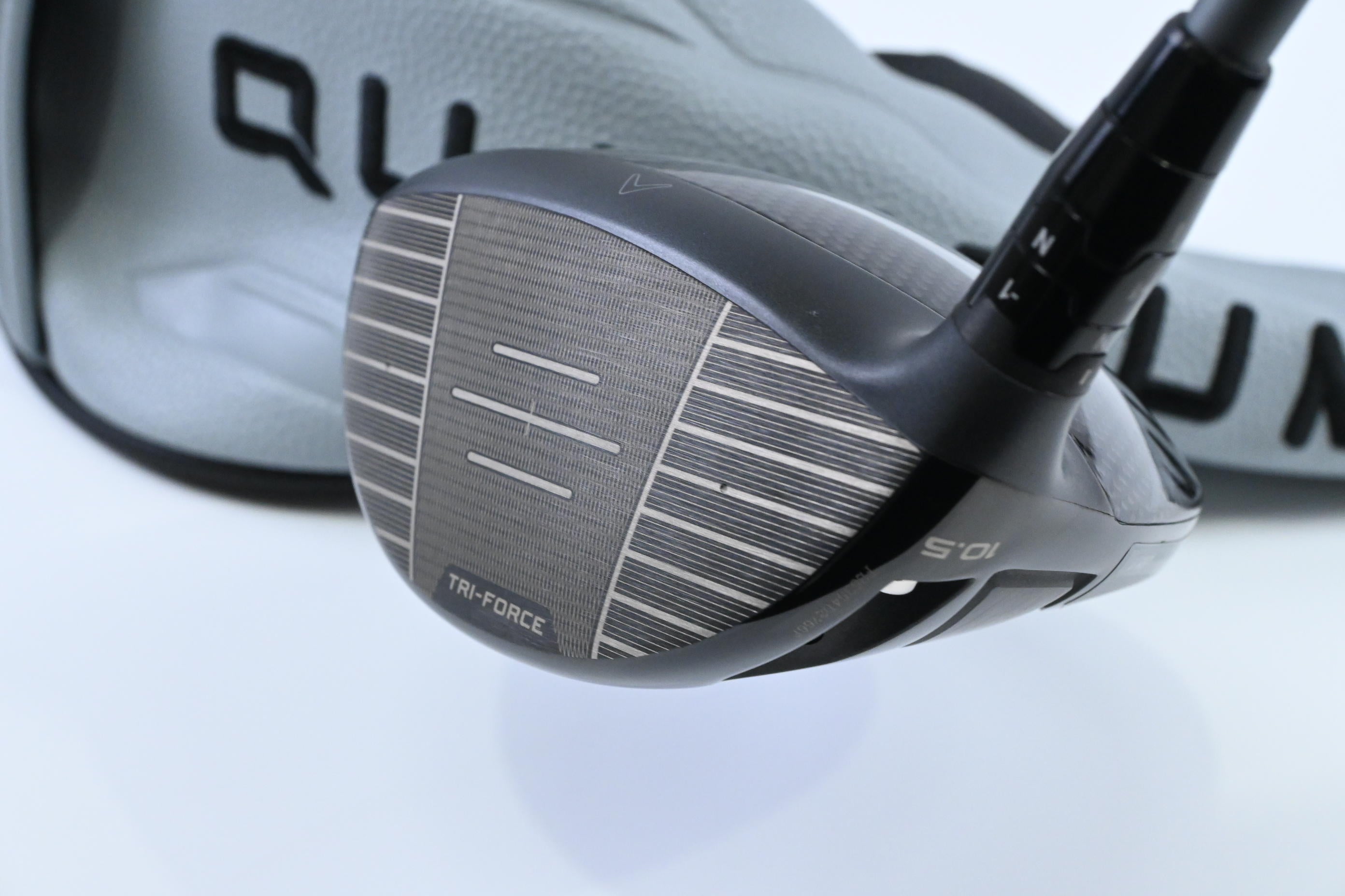 Callaway Quantum Max Driver / 10.5 Degree / Regular Flex Denali Frost Silver 50
