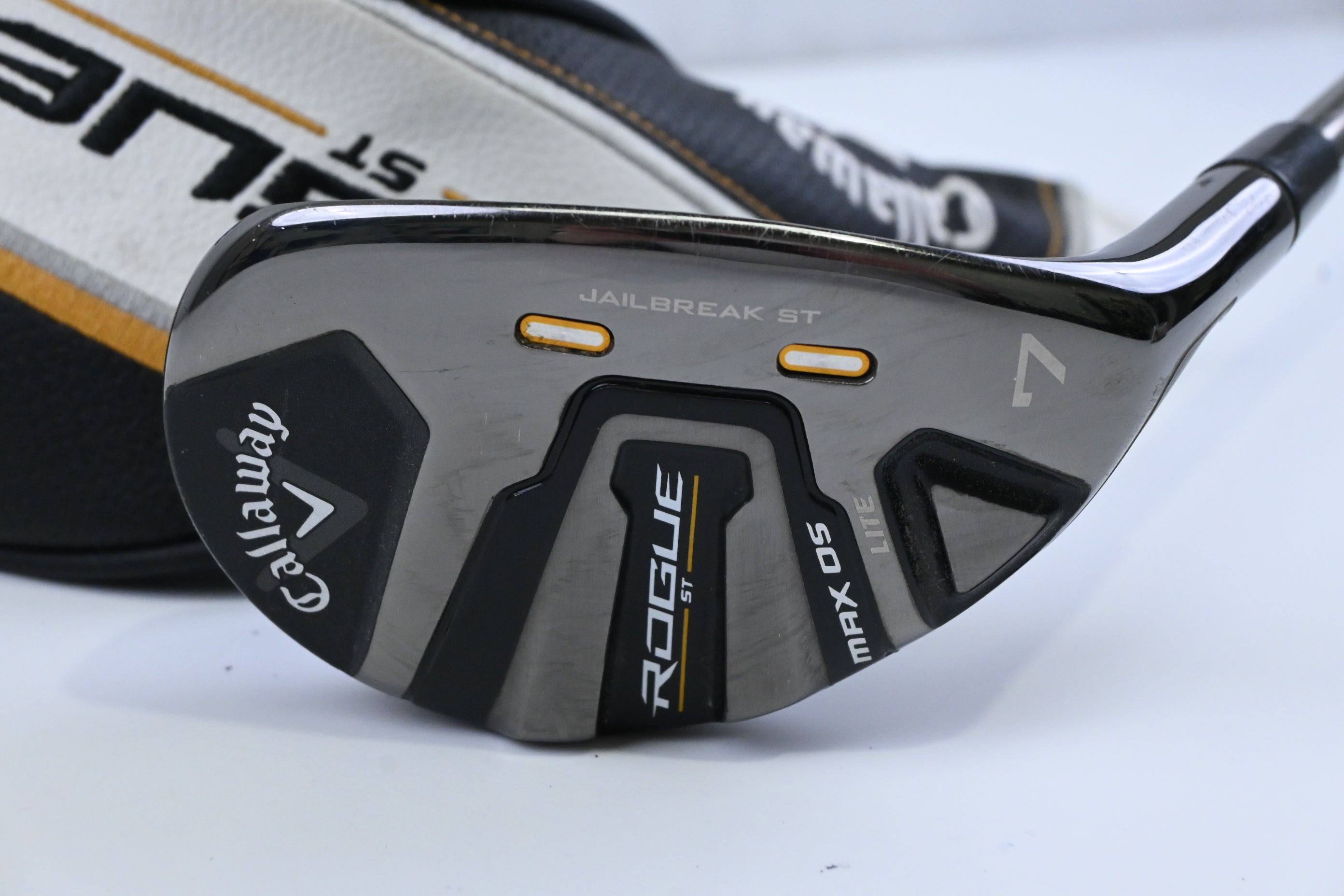 Callaway Rogue ST Max OS Lite #7 Hybrid / 33 Degree / Regular Flex UST Recoil